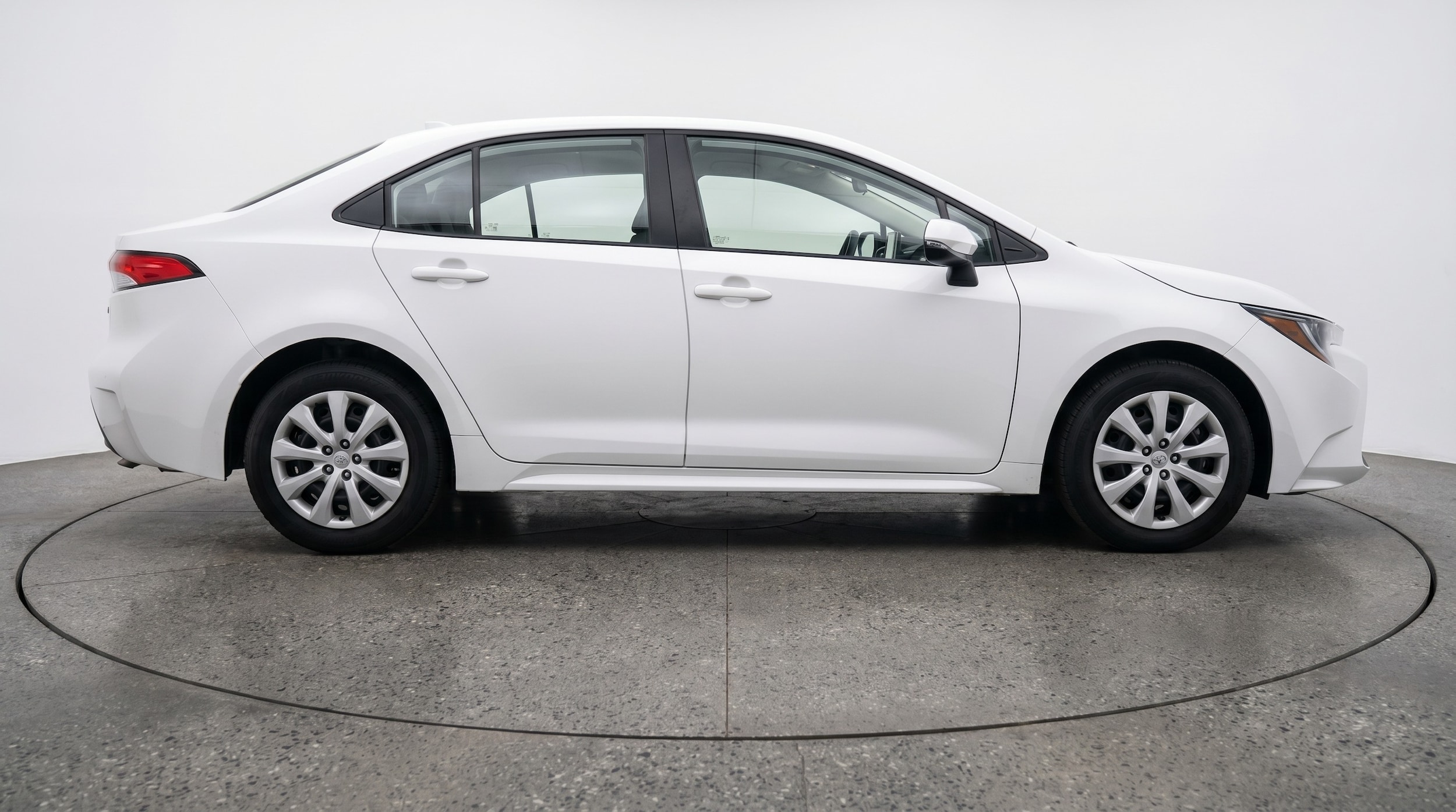 Thumbnail: 2025 Toyota Corolla - 8