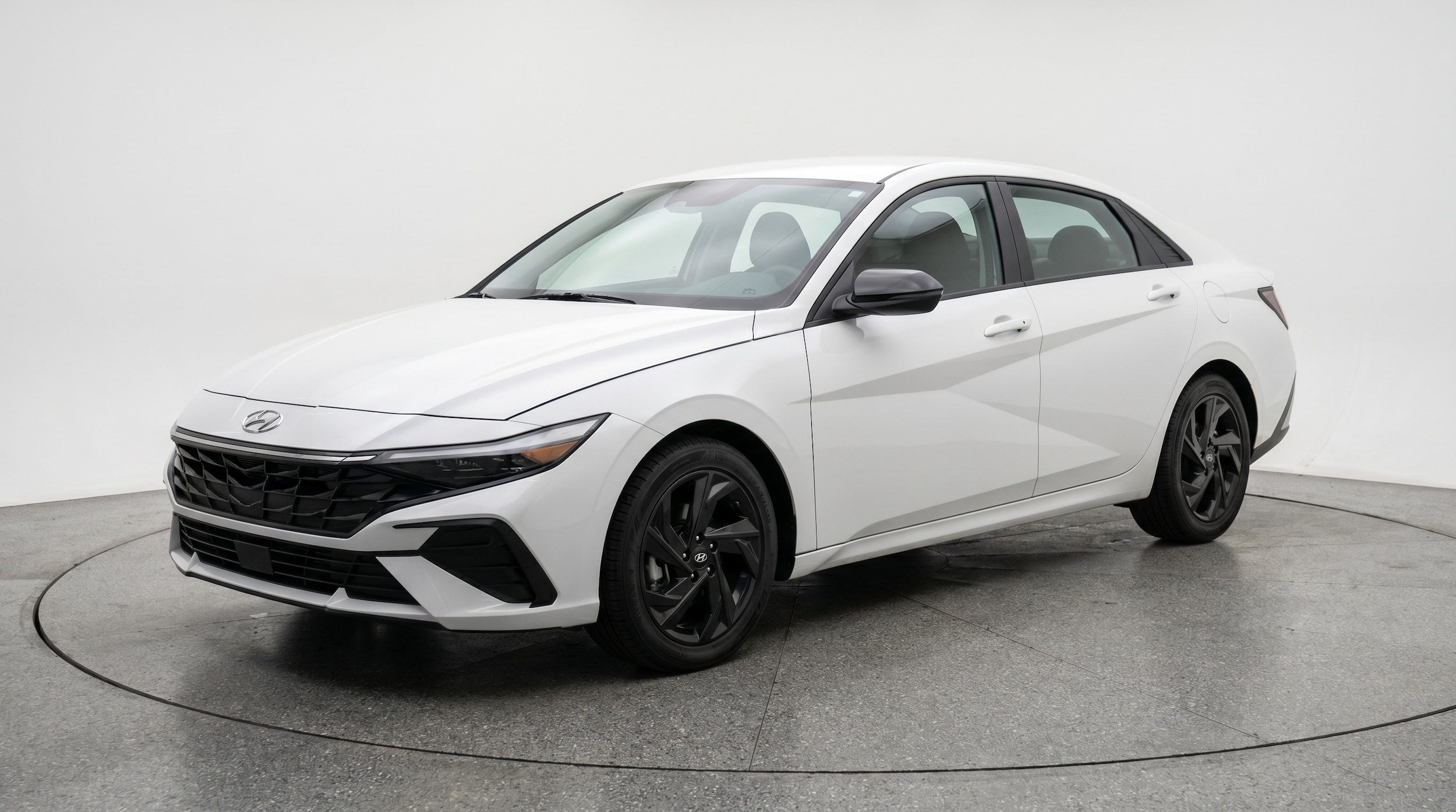Thumbnail: 2026 Hyundai Elantra - 3
