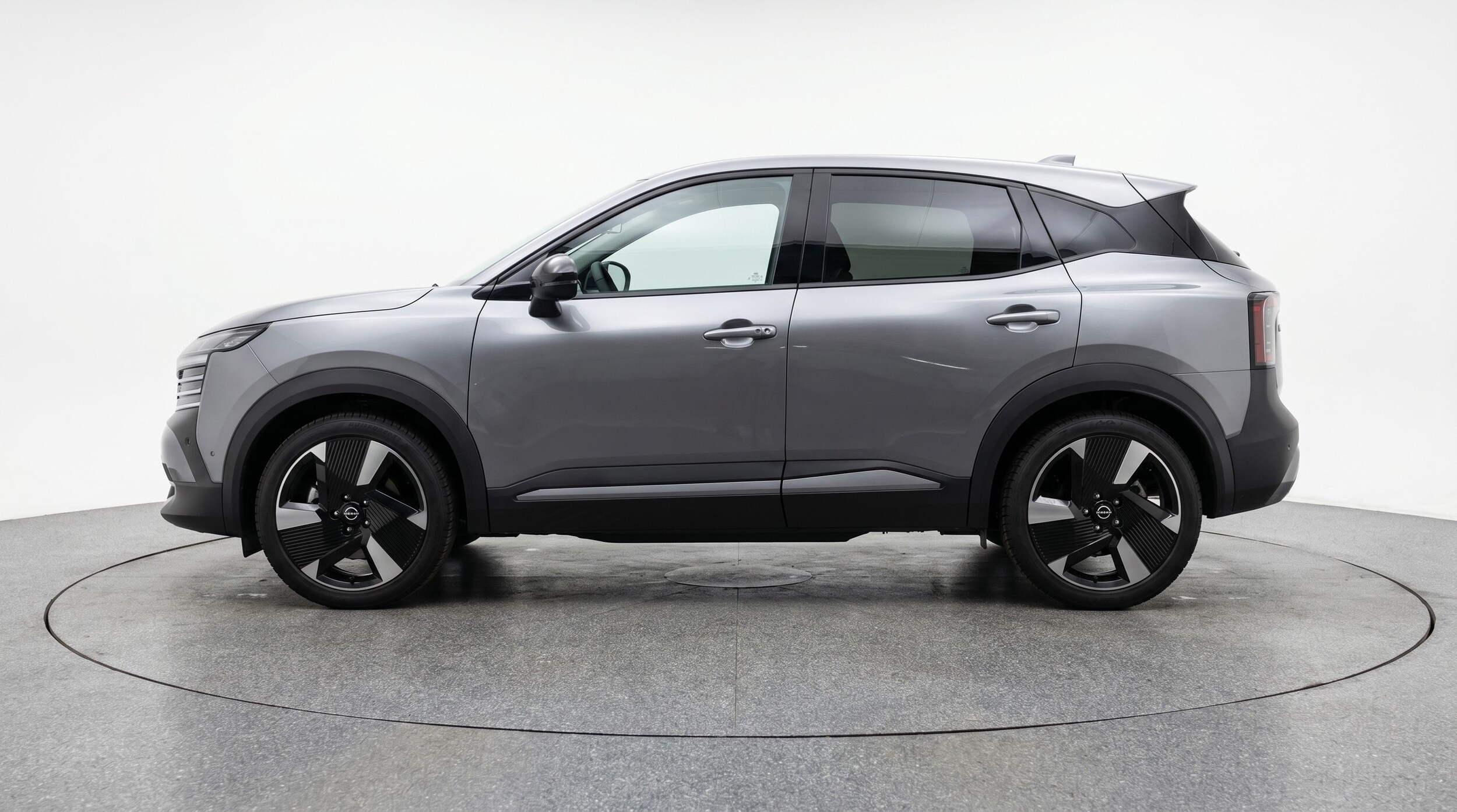 Thumbnail: 2026 Nissan Kicks - 4