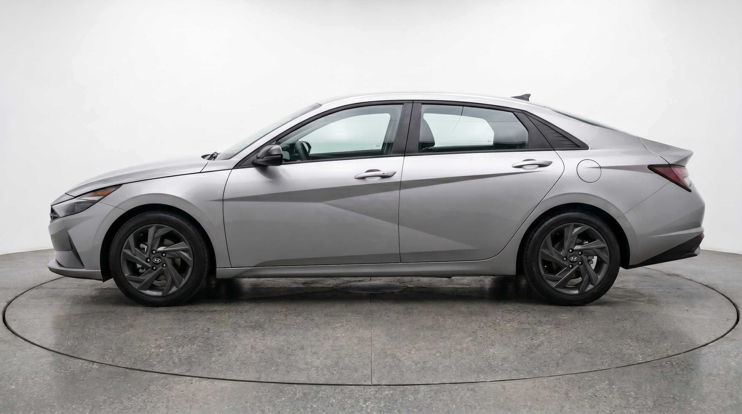 Thumbnail: 2026 Hyundai Elantra - 4