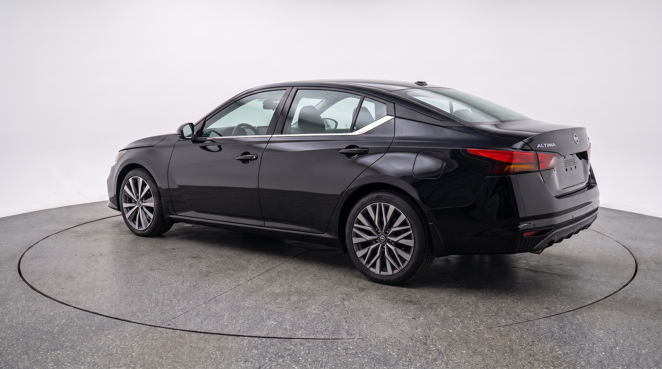 Thumbnail: 2026 Nissan Altima - 5