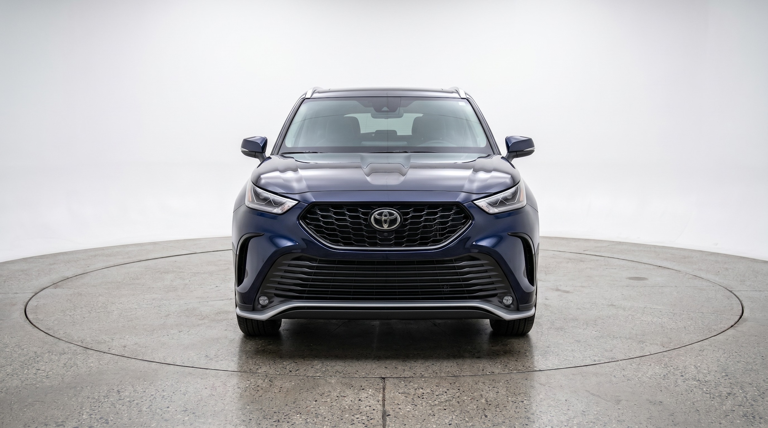 Thumbnail: 2025 Toyota Highlander - 2