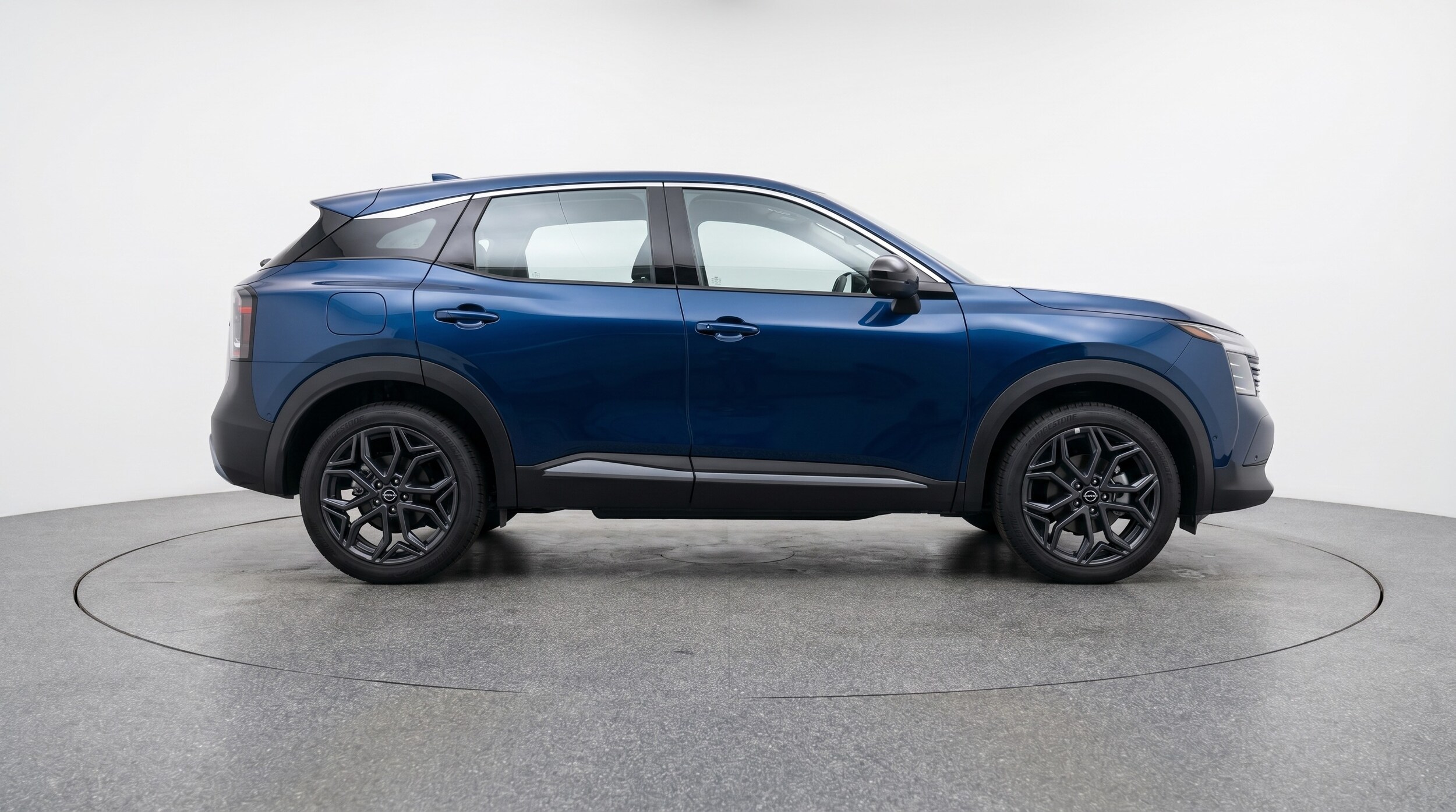Thumbnail: 2026 Nissan Kicks - 8