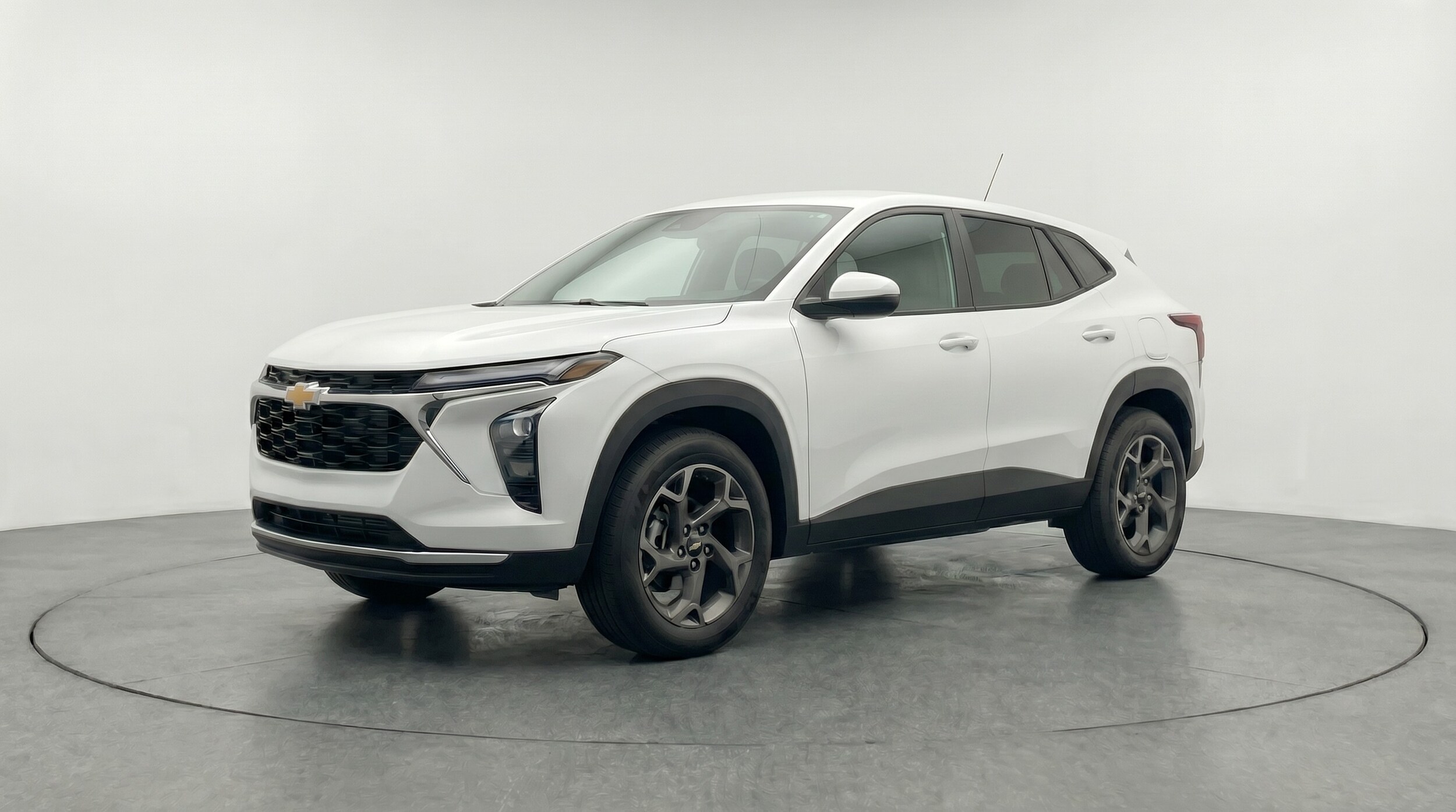 Thumbnail: 2025 Chevrolet Trax - 3
