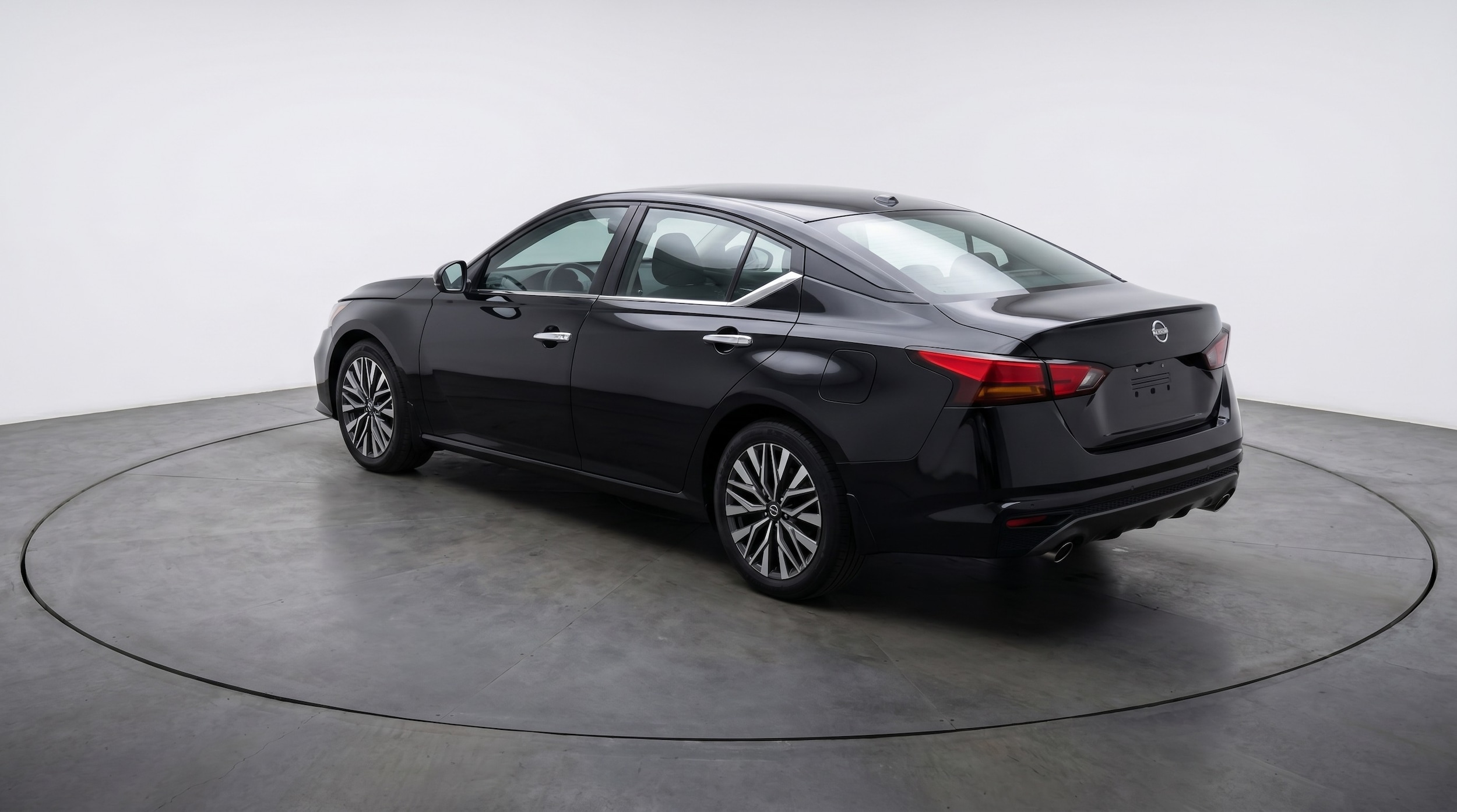 Thumbnail: 2026 Nissan Altima - 5