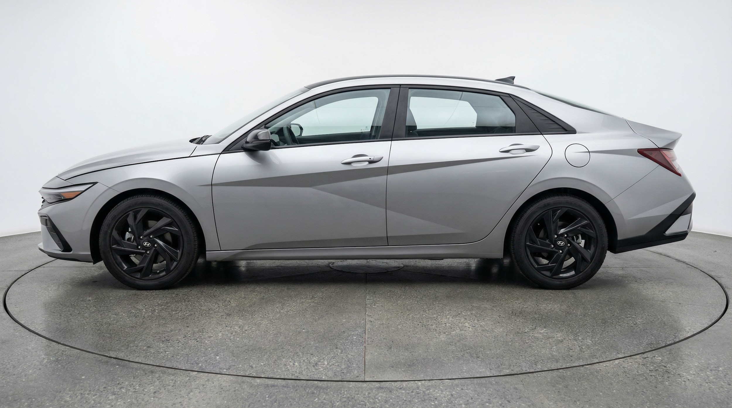 Thumbnail: 2026 Hyundai Elantra - 4