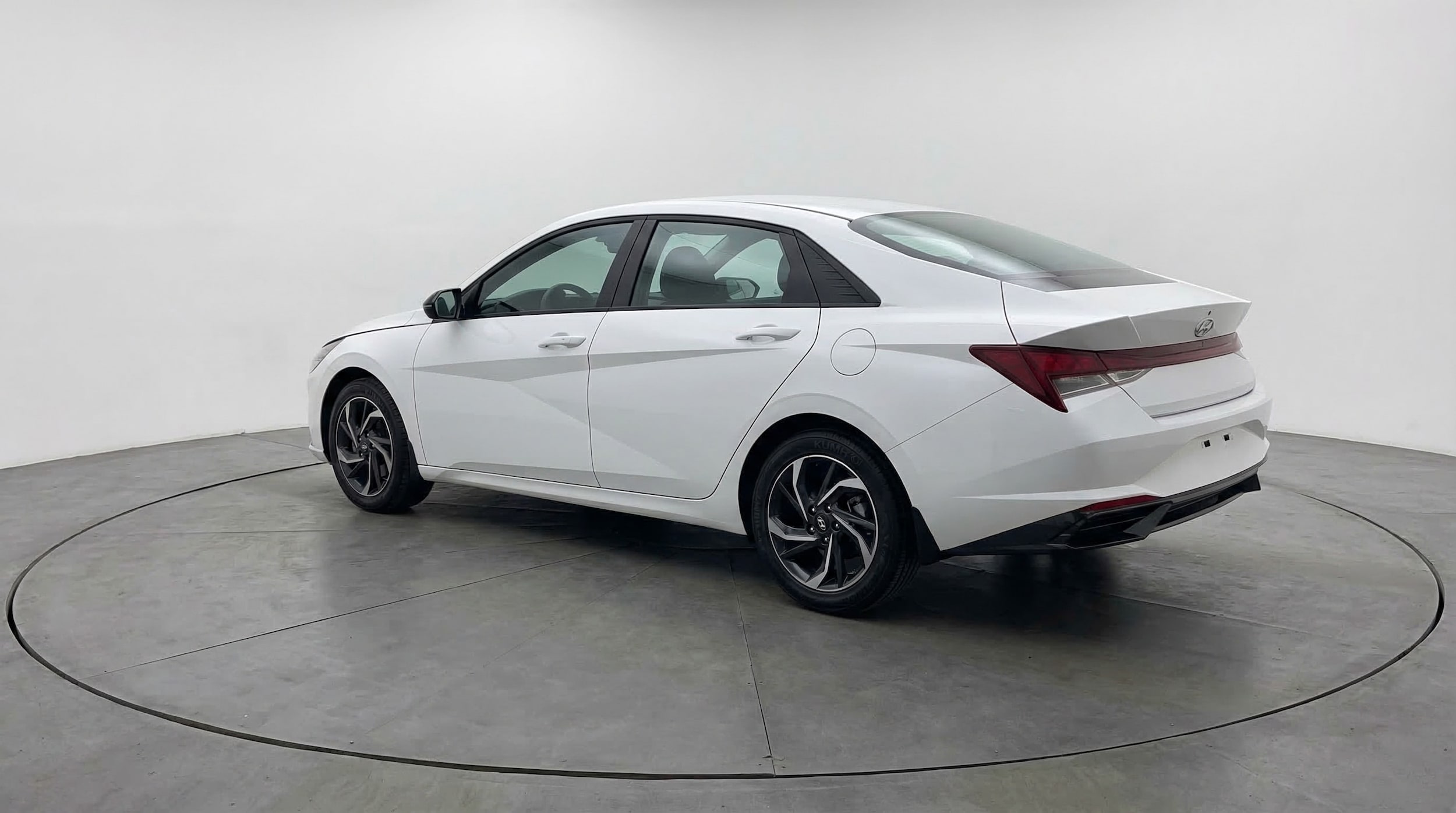 Thumbnail: 2026 Hyundai Elantra - 5