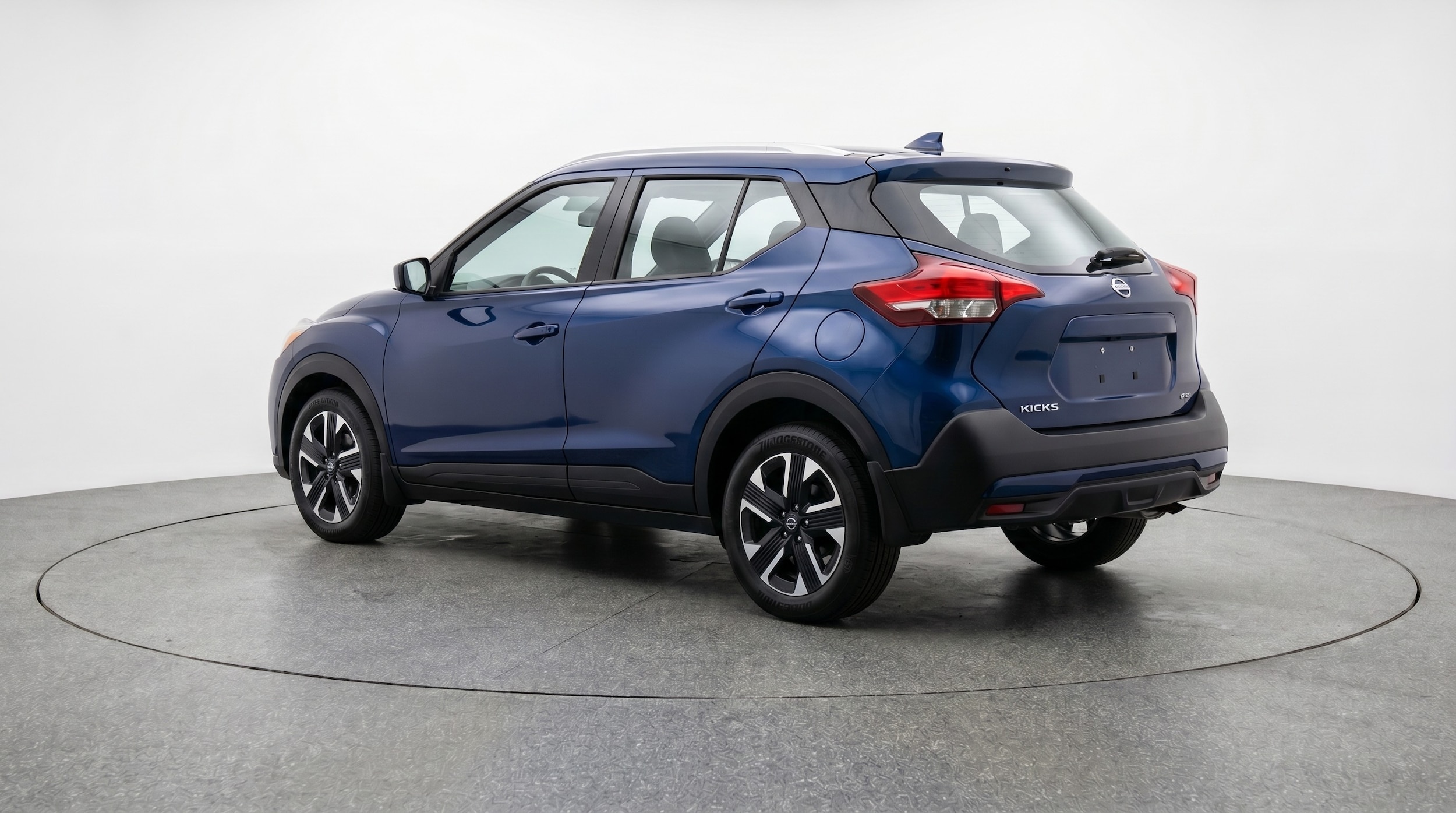 Thumbnail: 2026 Nissan Kicks - 5