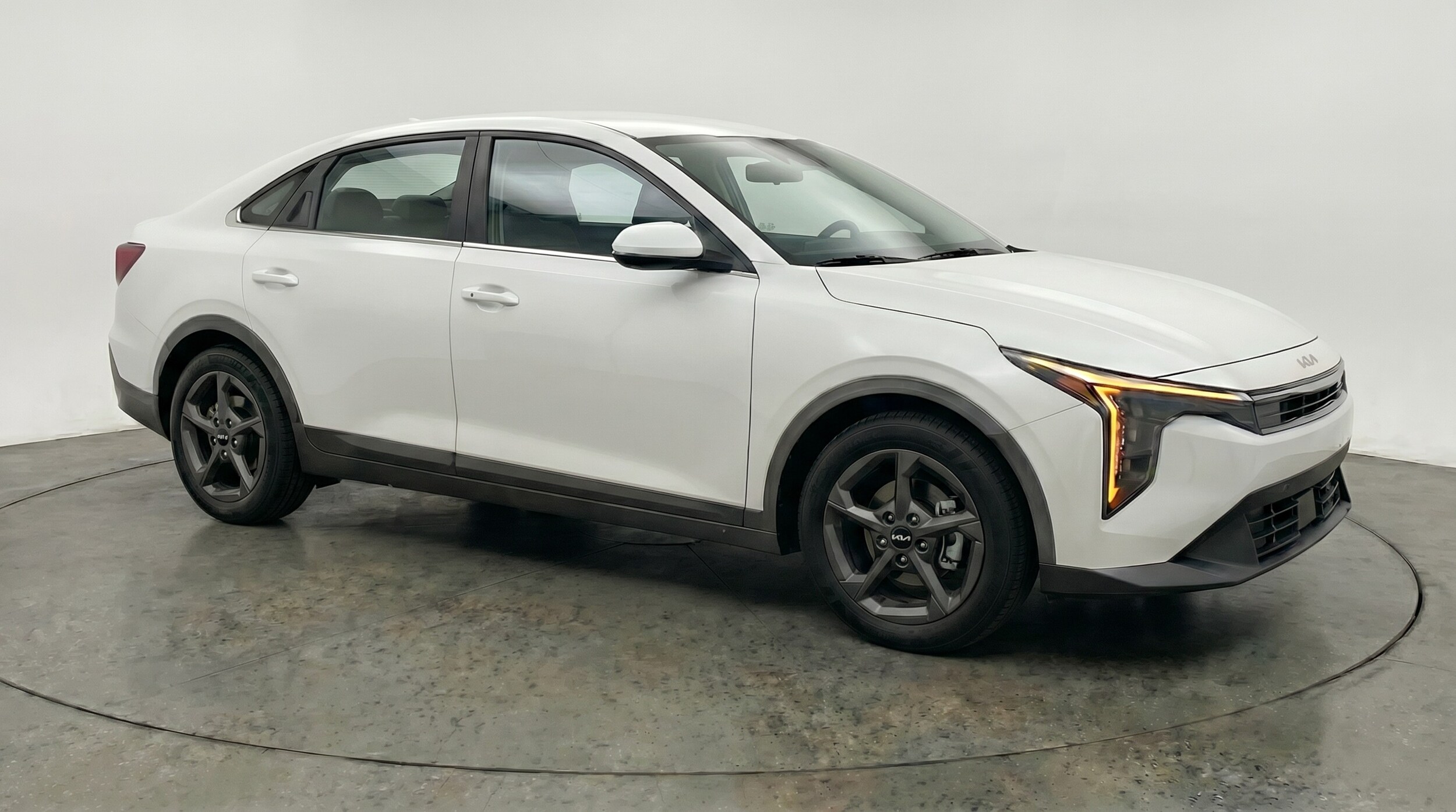 Thumbnail: 2026 Kia K4 - 1