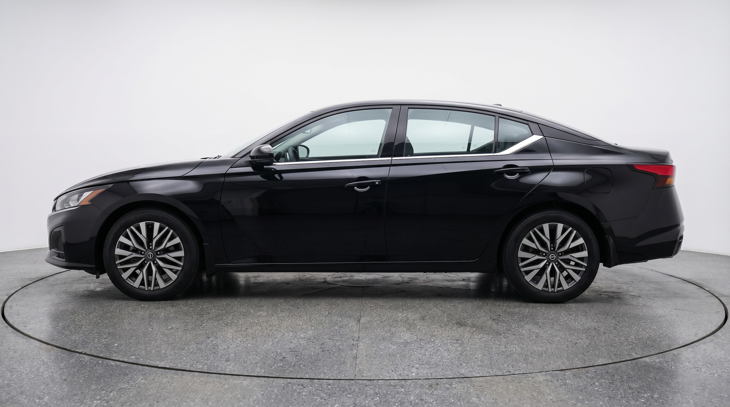 Thumbnail: 2026 Nissan Altima - 4