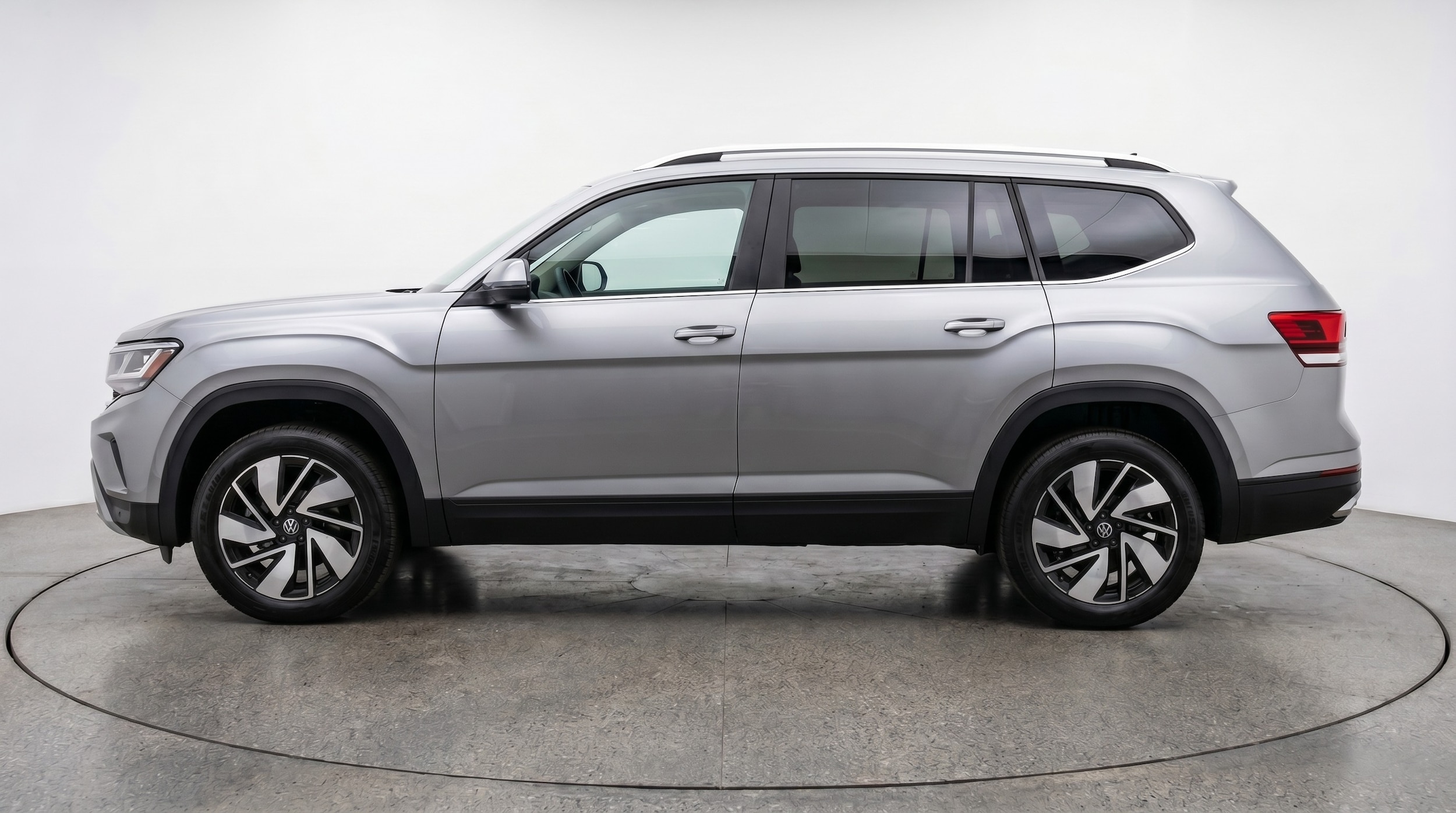 Thumbnail: 2026 Volkswagen Atlas - 4