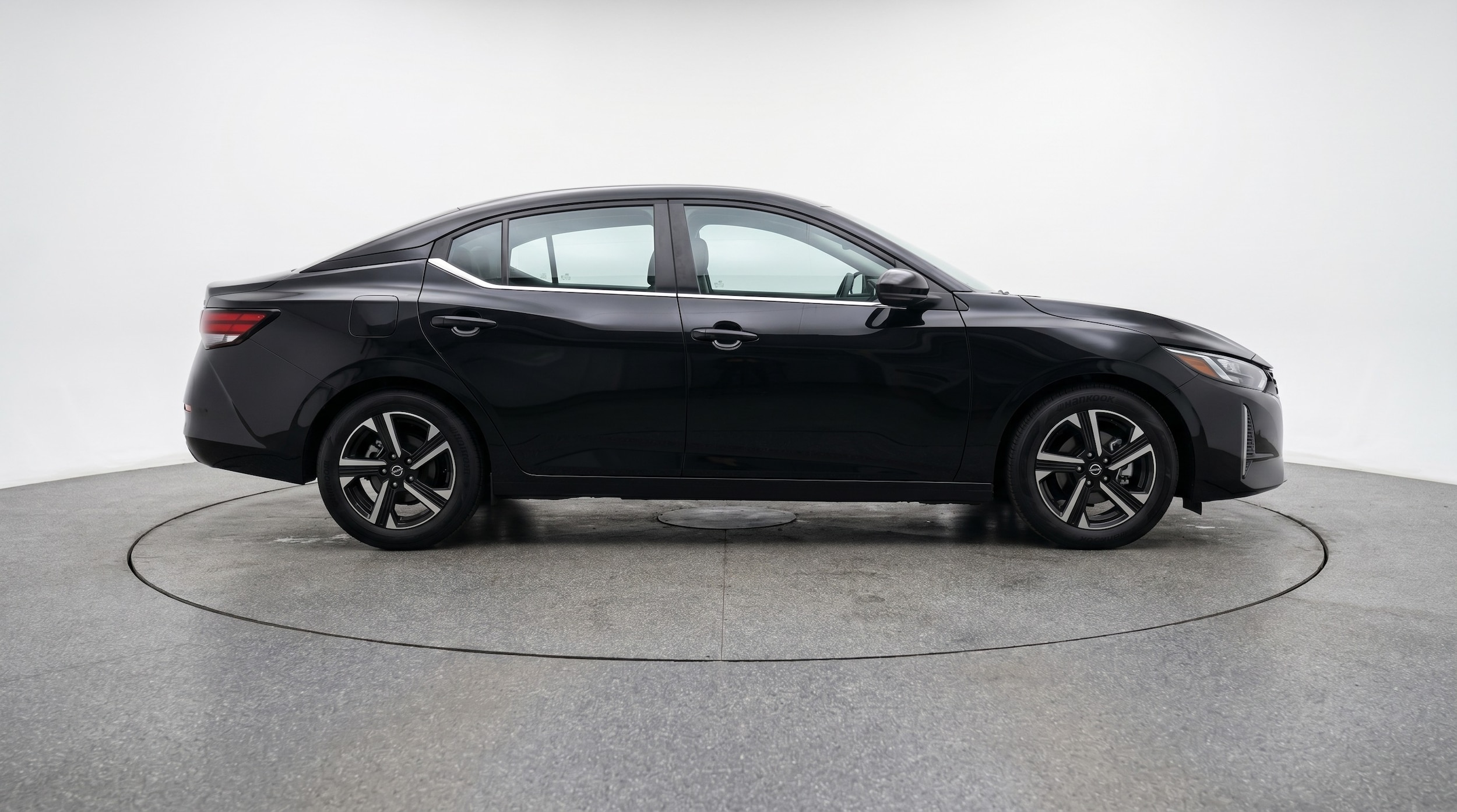 Thumbnail: 2025 Nissan Sentra - 8