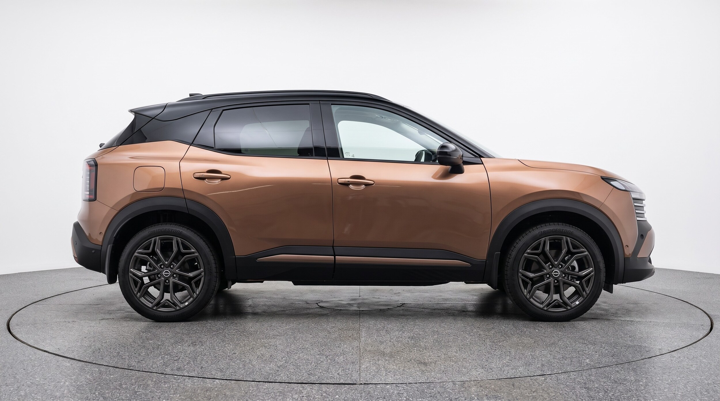 Thumbnail: 2026 Nissan Kicks - 8