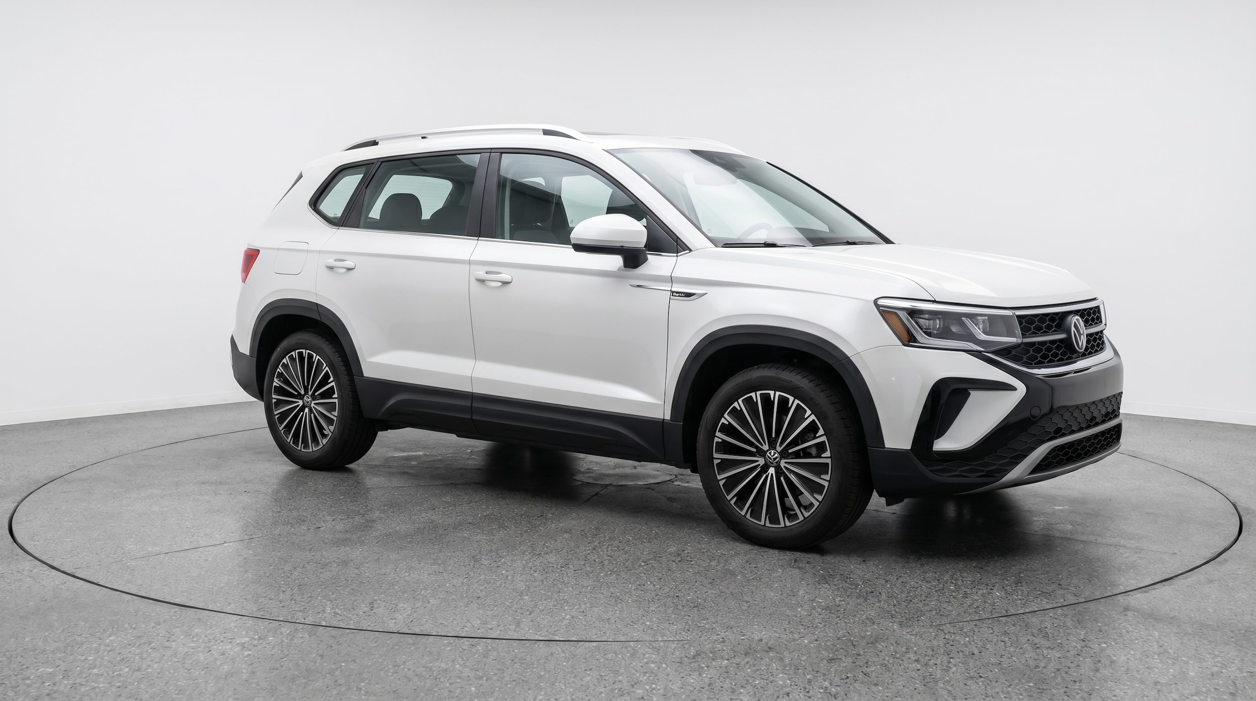 Thumbnail: 2026 Volkswagen Taos - 1