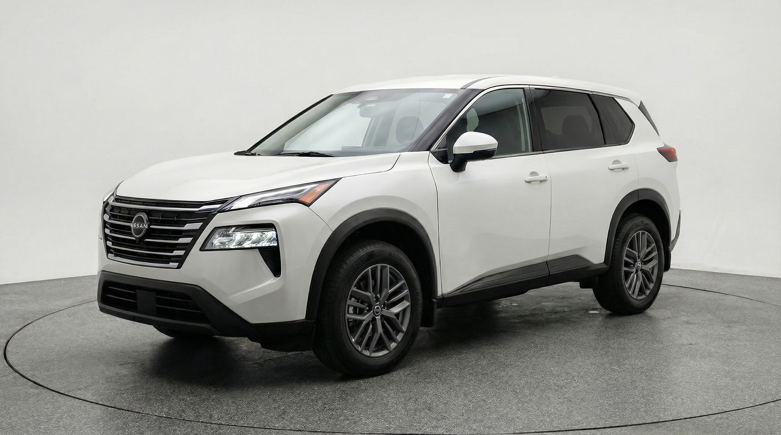 Thumbnail: 2026 Nissan Rogue - 3