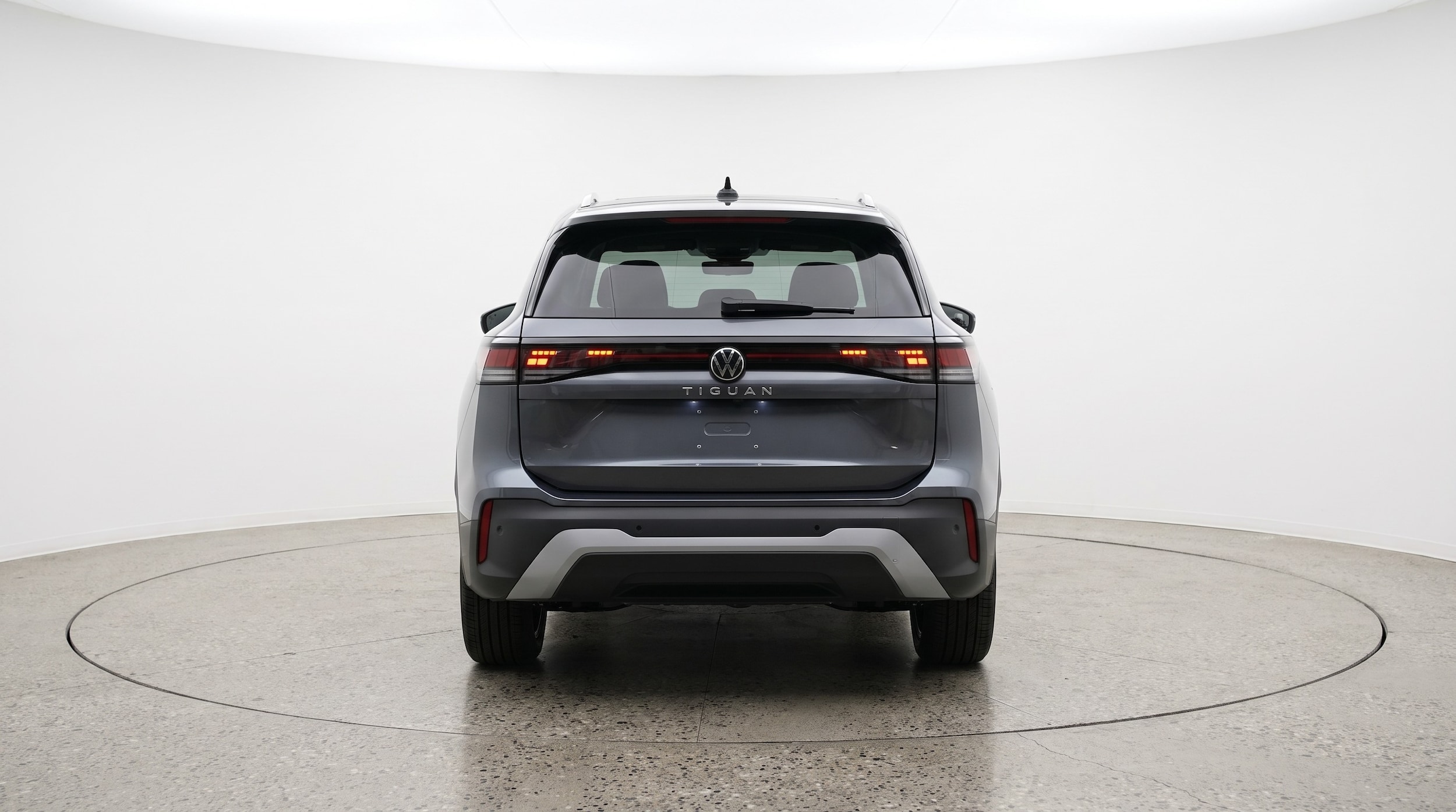 Thumbnail: 2026 Volkswagen Tiguan - 6