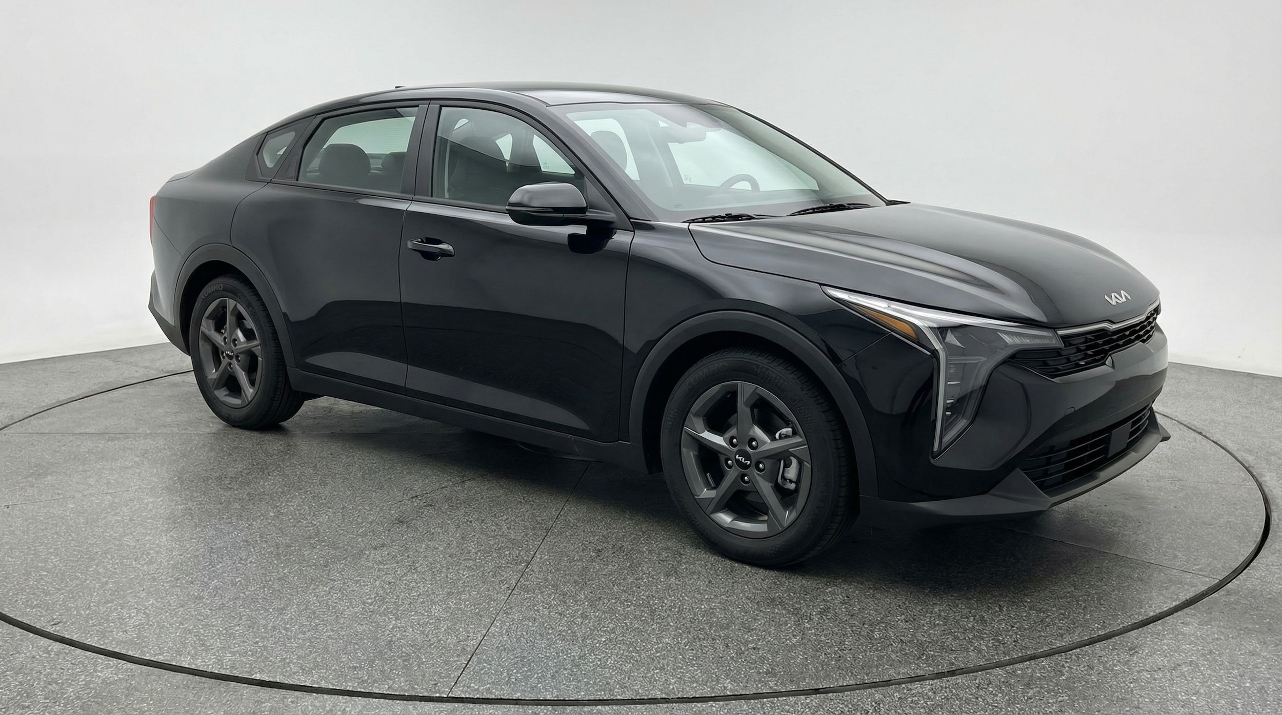 Thumbnail: 2026 Kia K4 - 1