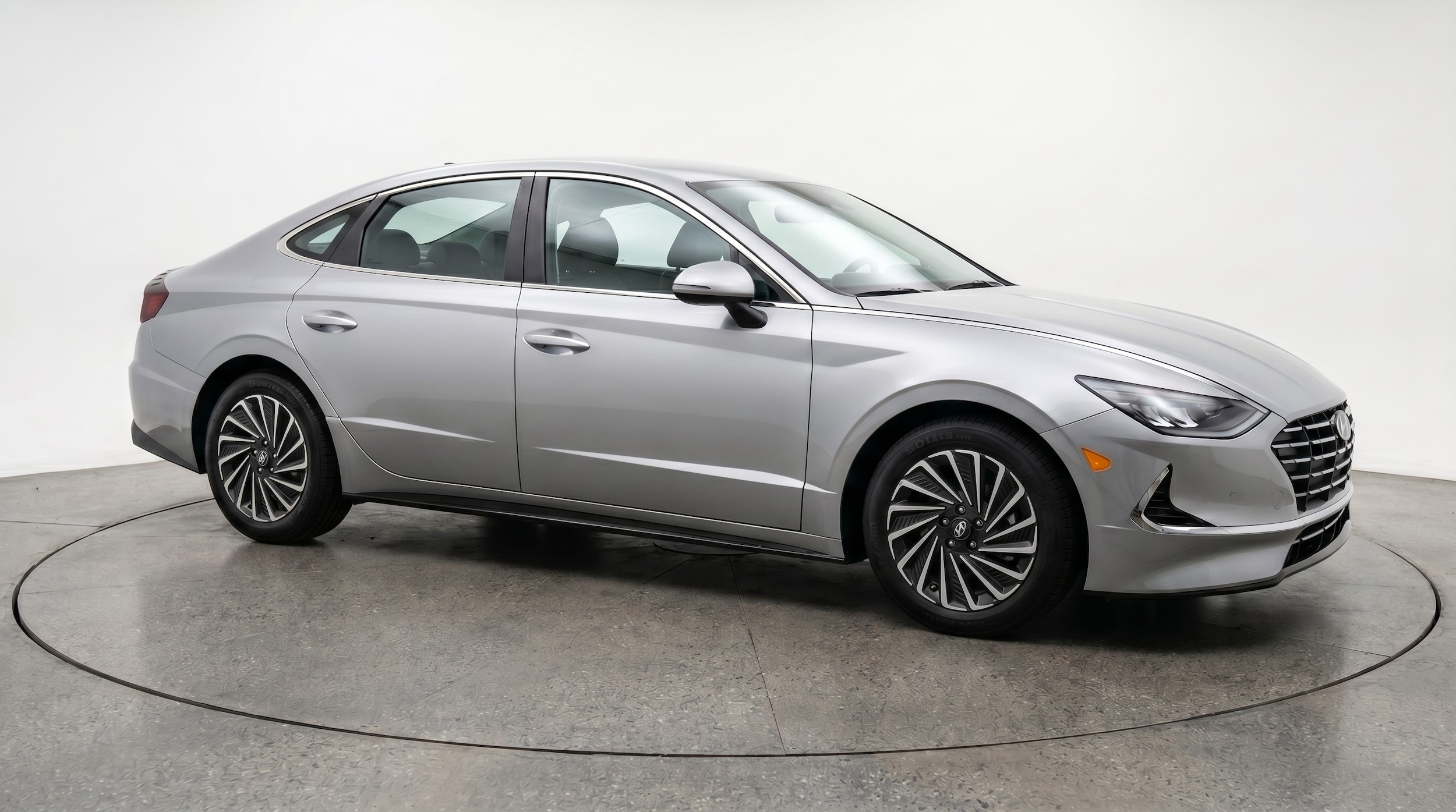 Thumbnail: 2025 Hyundai Sonata - 1