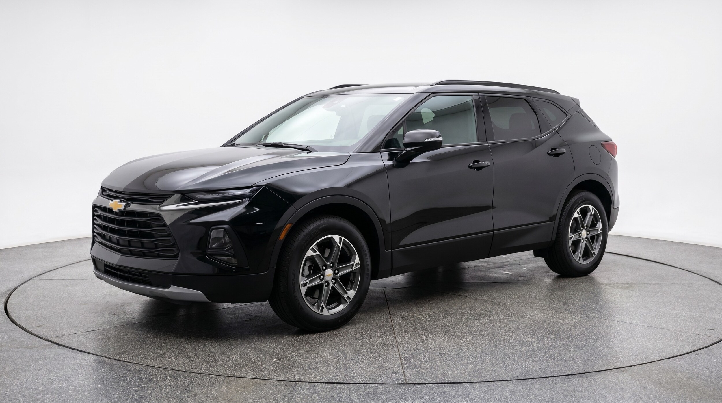 Thumbnail: 2025 Chevrolet Blazer - 3