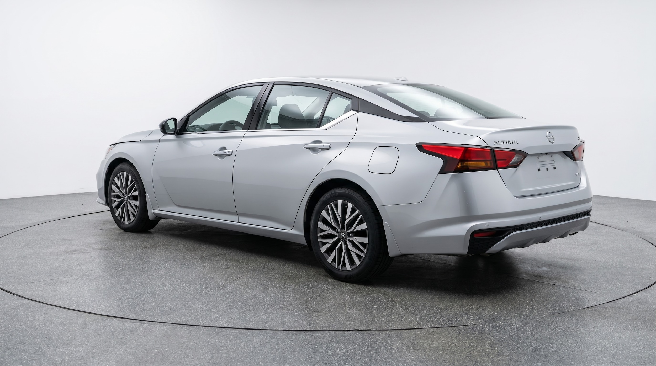 Thumbnail: 2025 Nissan Altima - 5
