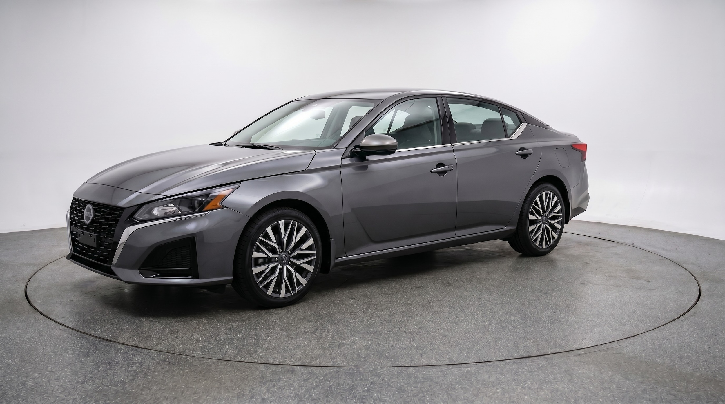Thumbnail: 2025 Nissan Altima - 3