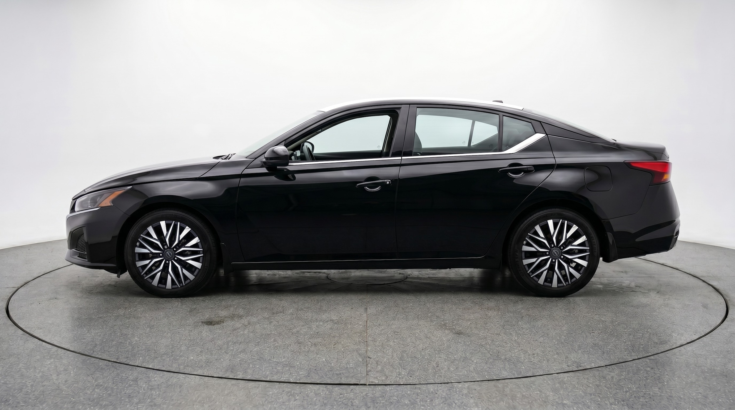 Thumbnail: 2026 Nissan Altima - 4