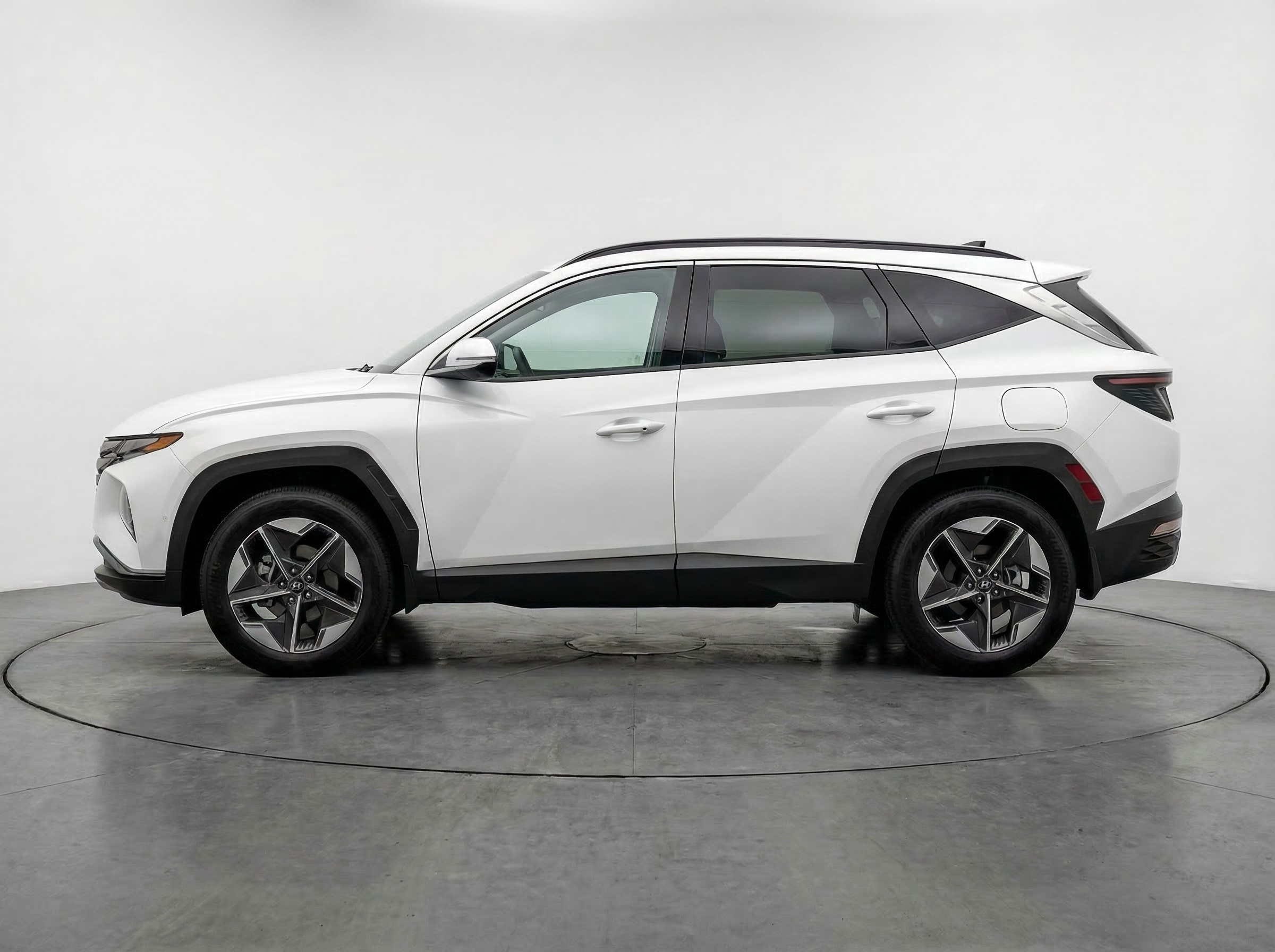 Thumbnail: 2026 Hyundai Tucson - 4