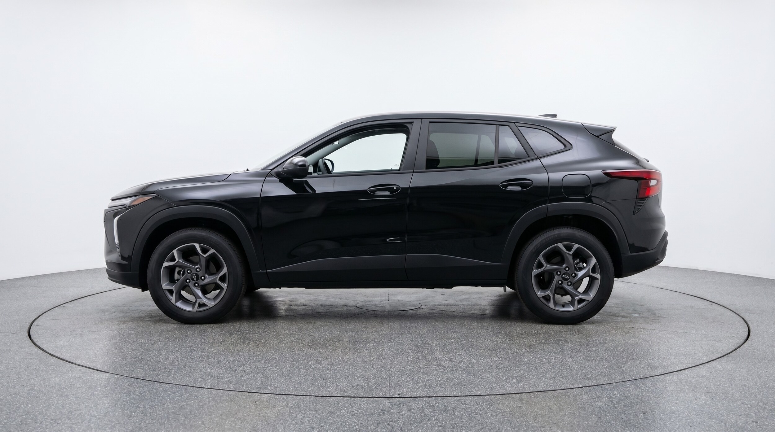 Thumbnail: 2025 Chevrolet Trax - 4