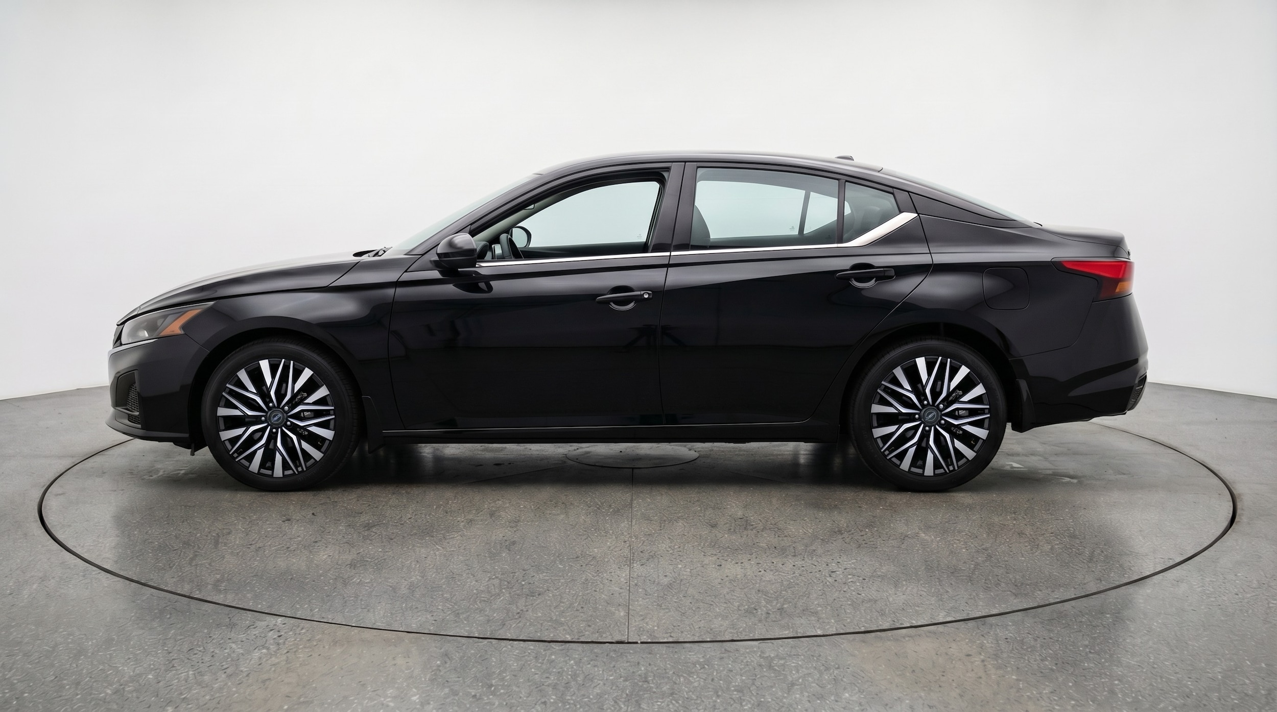 Thumbnail: 2026 Nissan Altima - 4