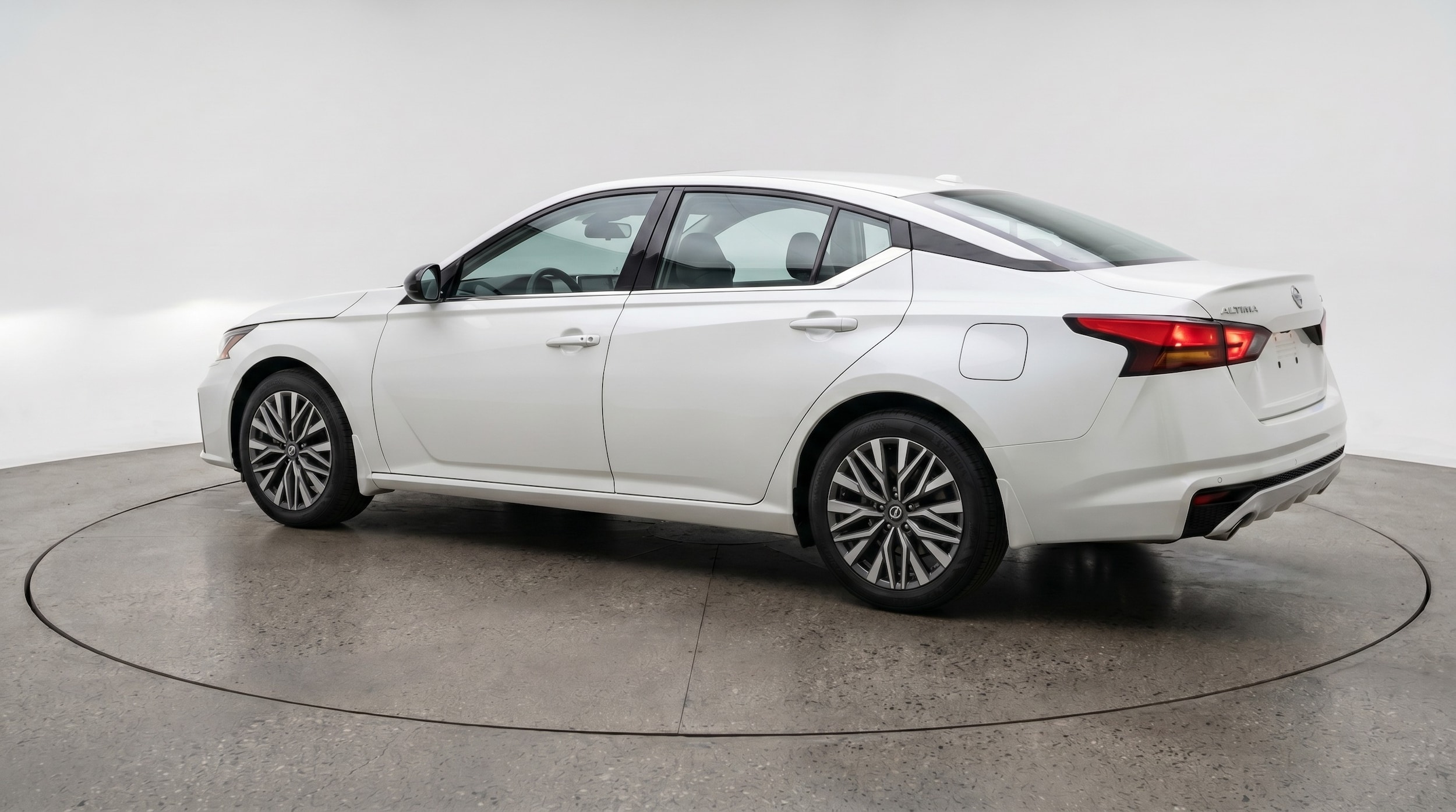 Thumbnail: 2026 Nissan Altima - 5