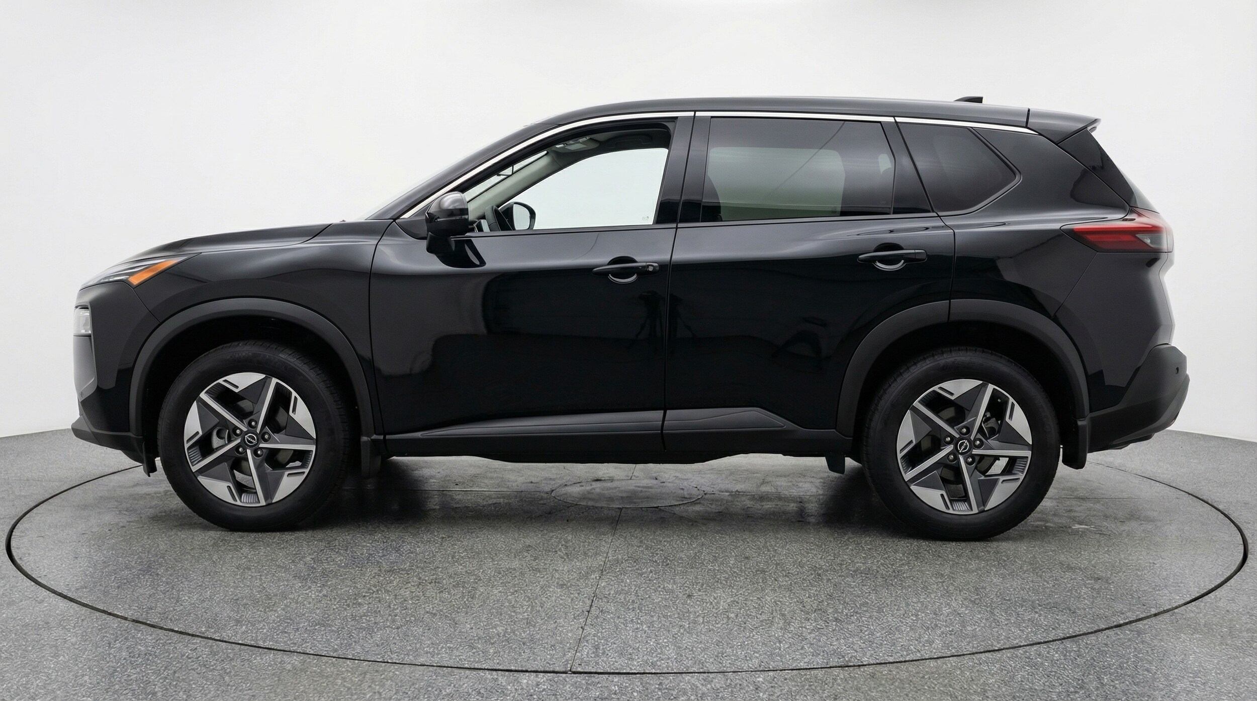 Thumbnail: 2026 Nissan Rogue - 4
