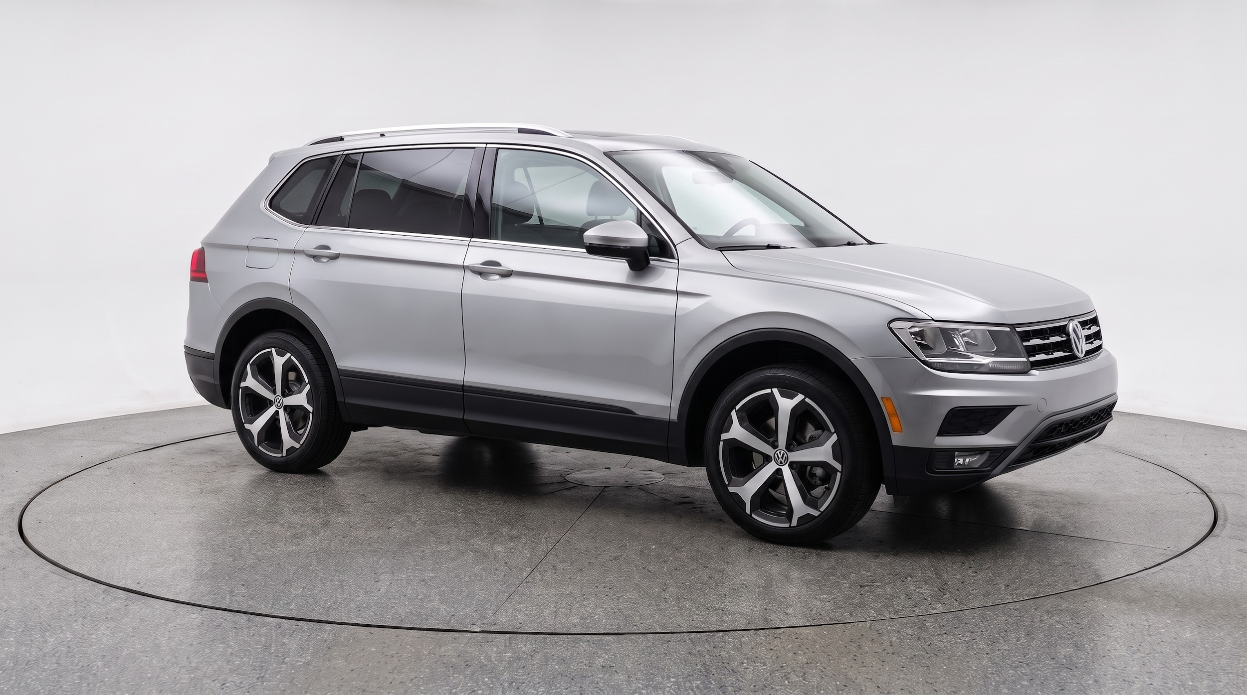 Thumbnail: 2026 Volkswagen Tiguan - 1