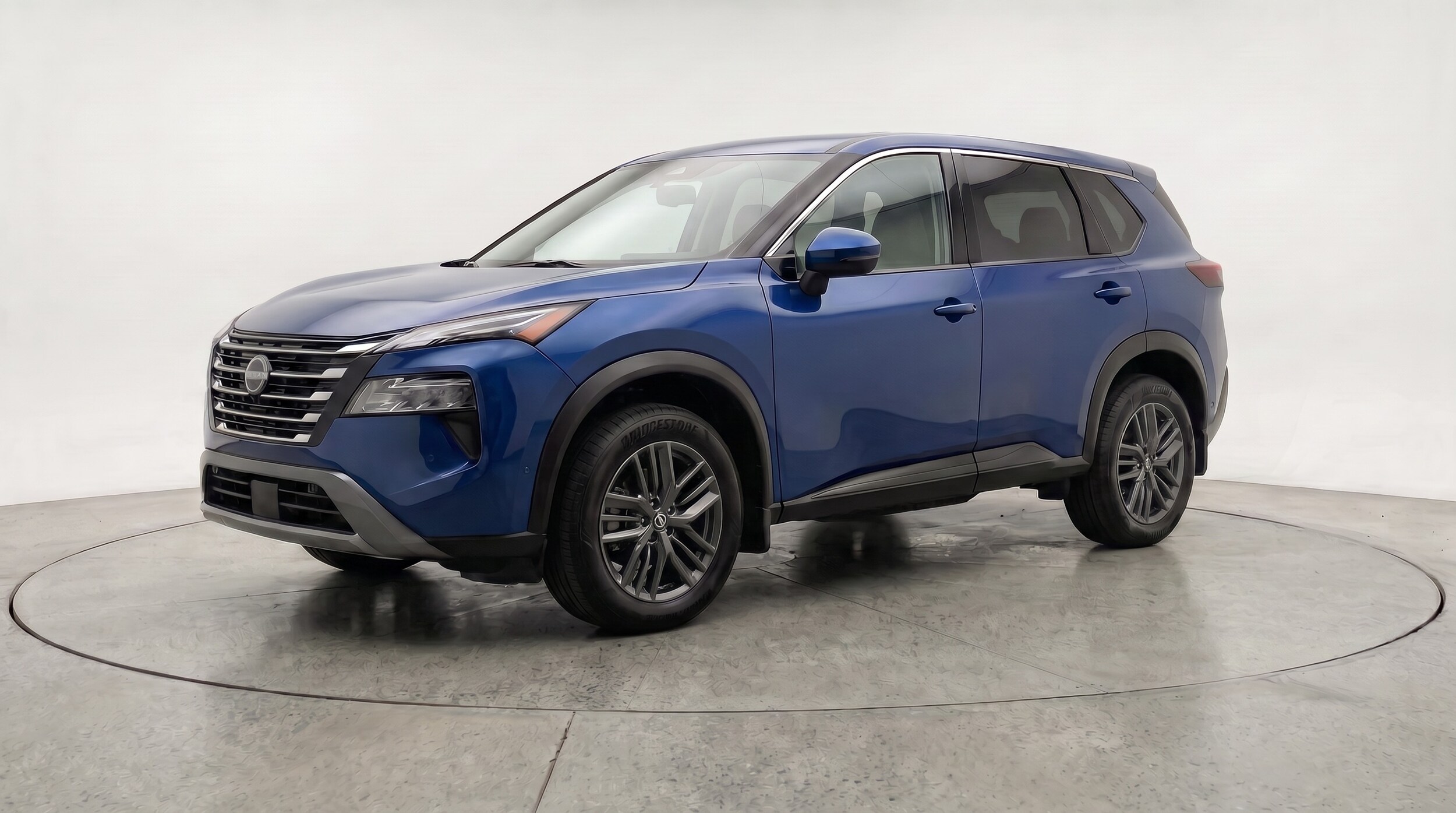 Thumbnail: 2026 Nissan Rogue - 3