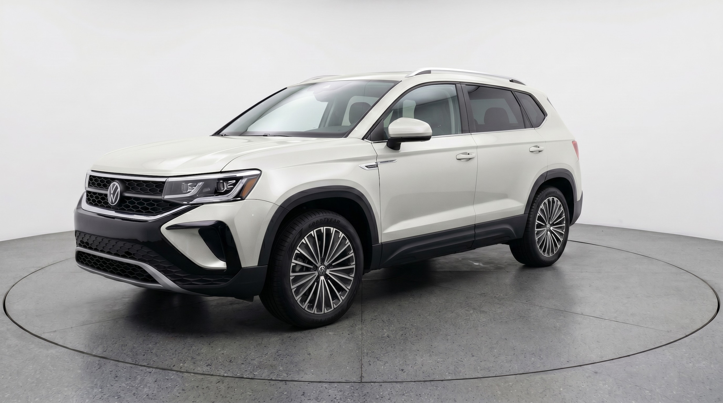 Thumbnail: 2026 Volkswagen Taos - 3