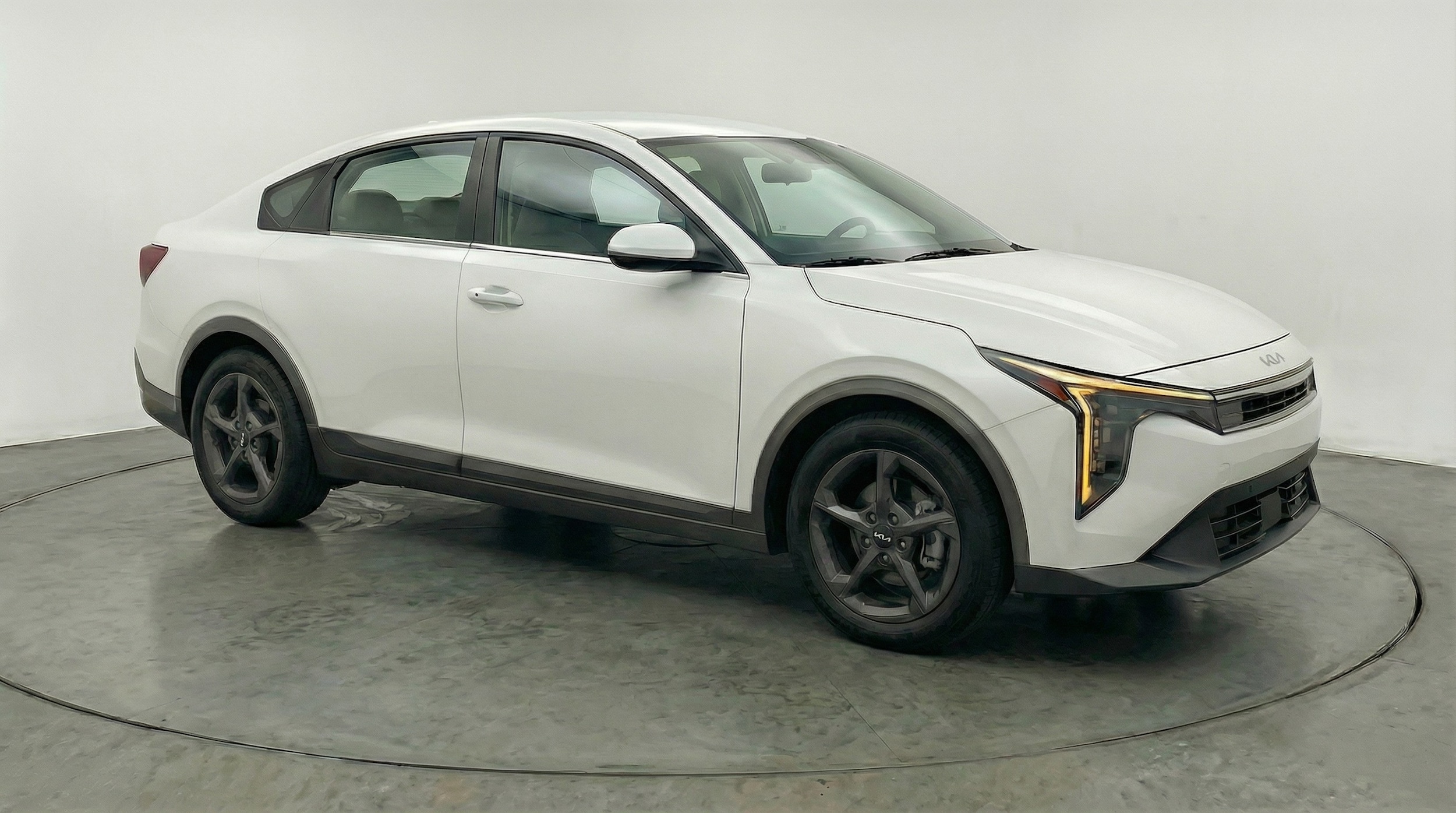 Thumbnail: 2026 Kia K4 - 1