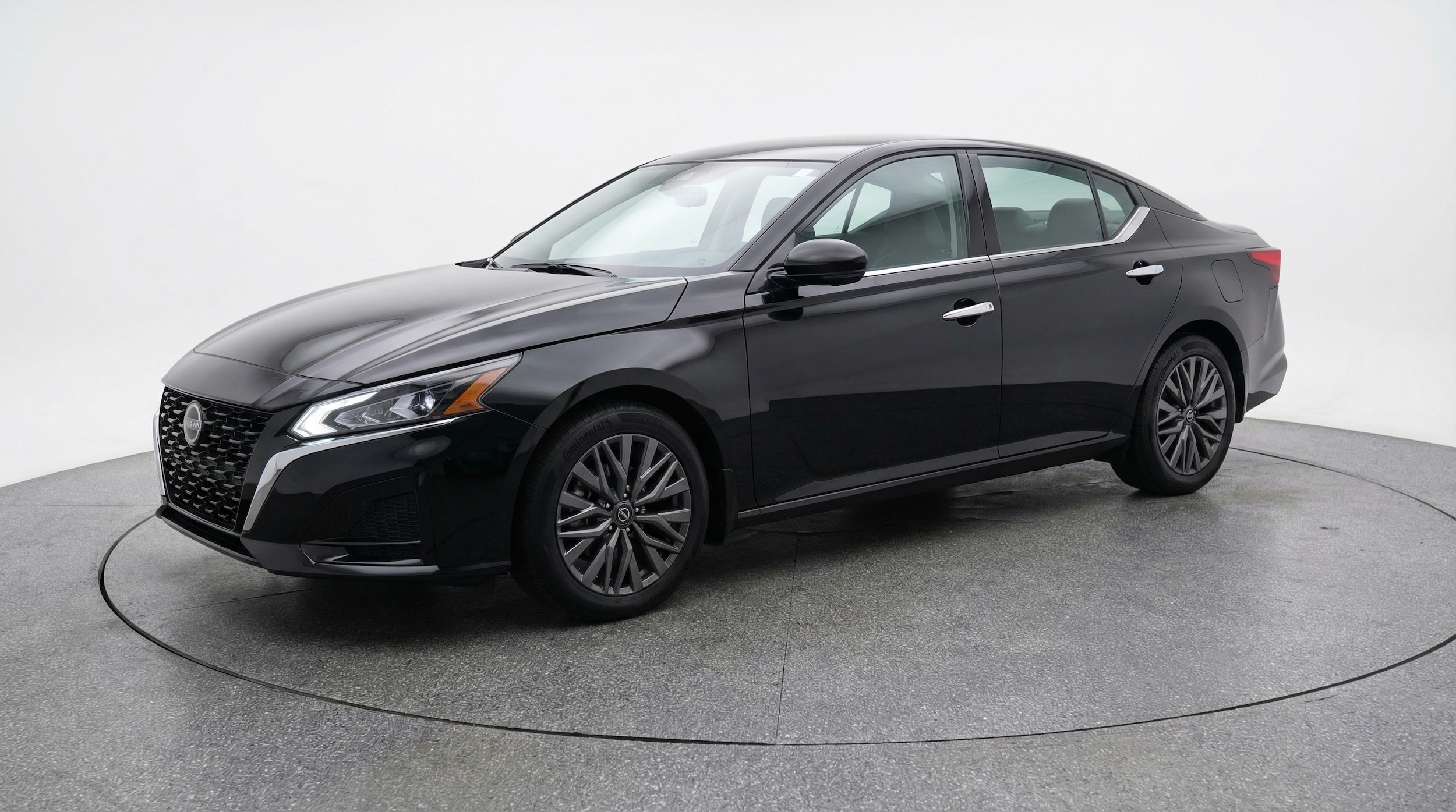 Thumbnail: 2025 Nissan Altima - 3