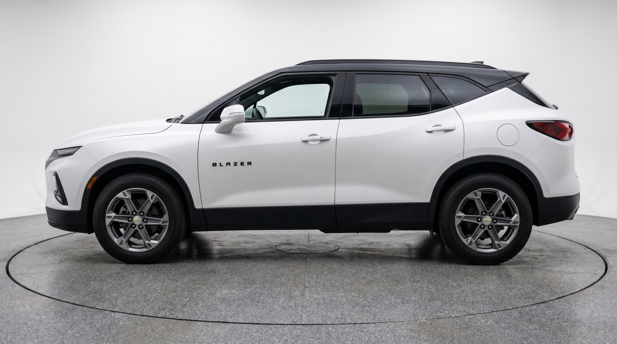 Thumbnail: 2026 Chevrolet Blazer - 4