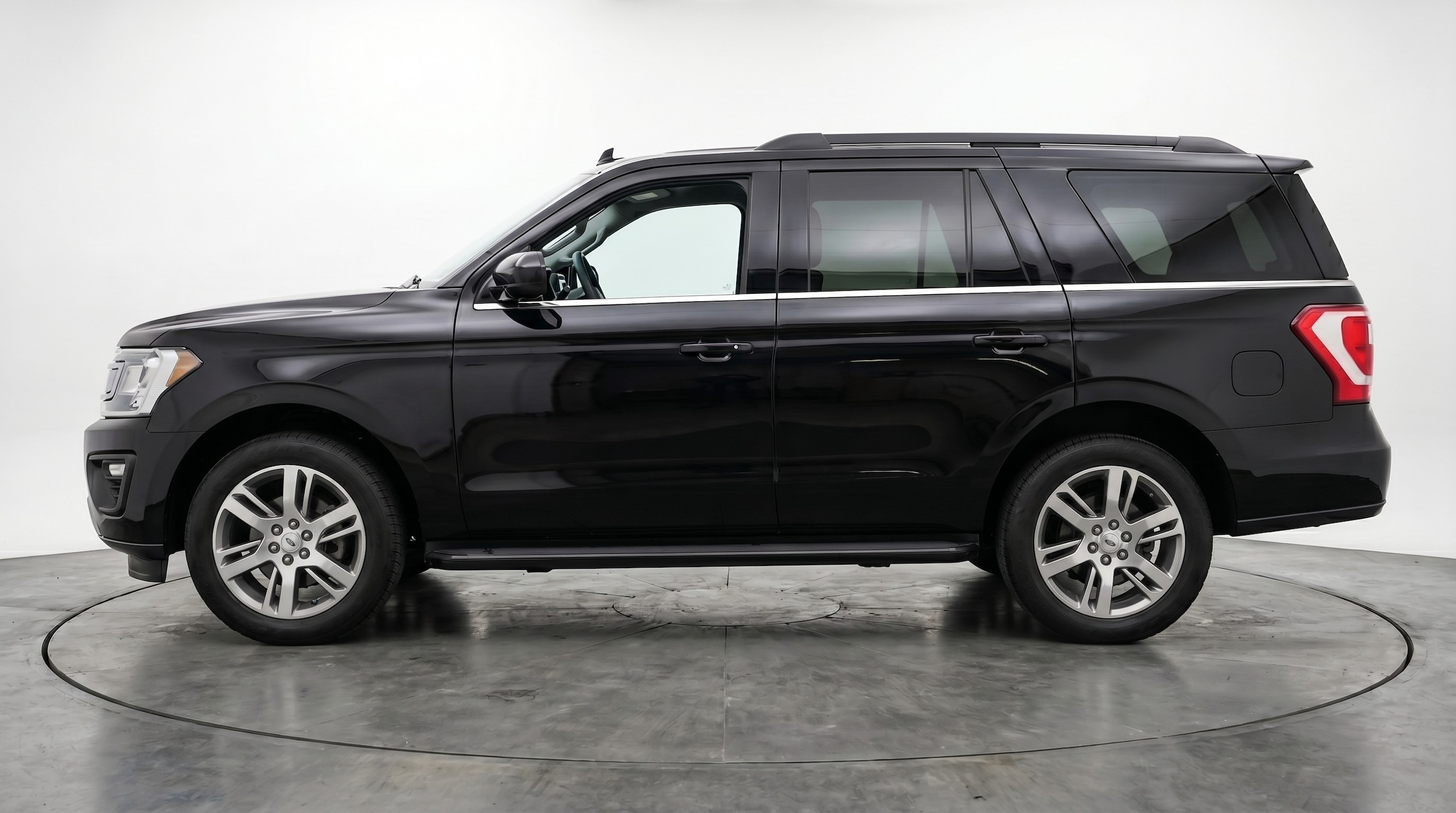 Thumbnail: 2024 Ford Expedition - 4