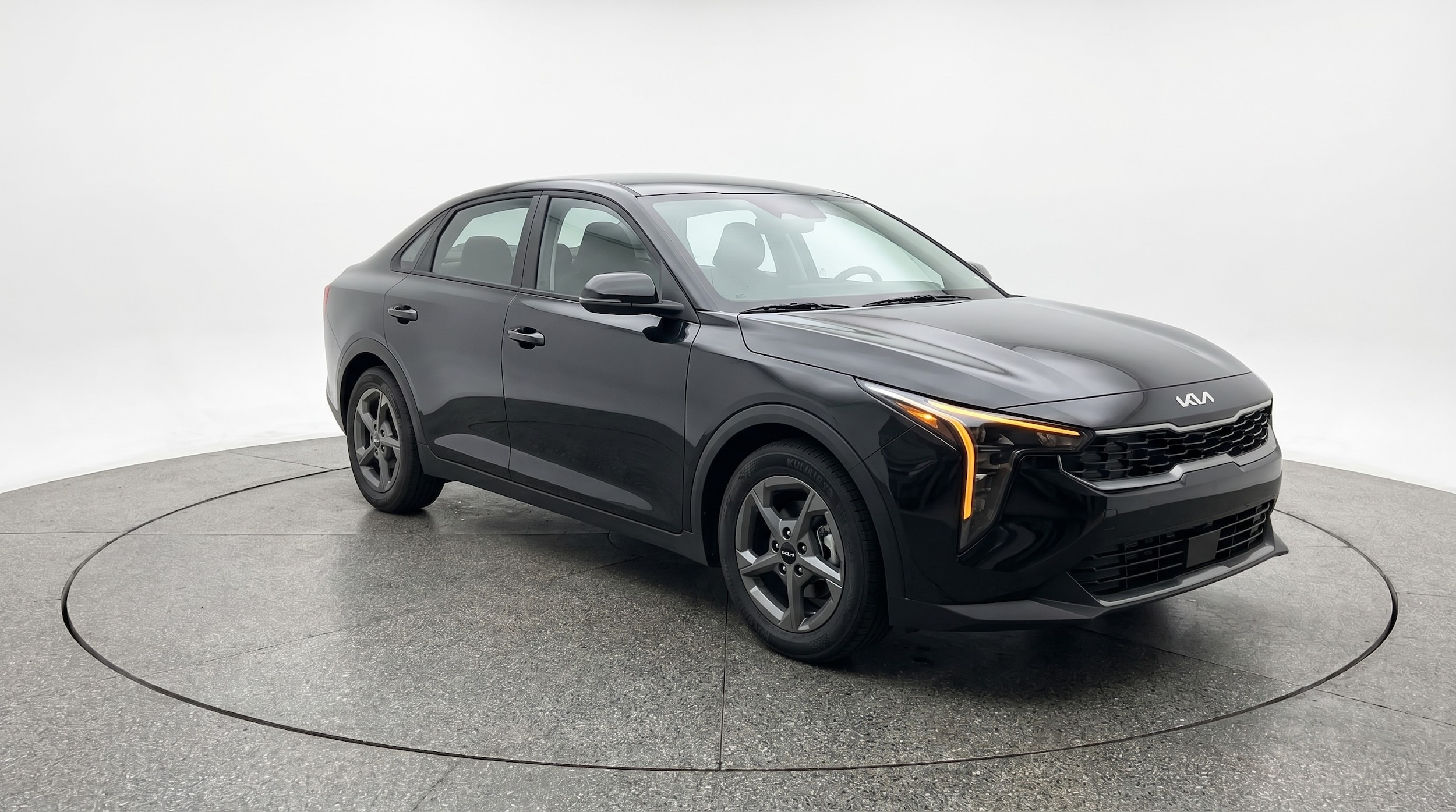 Thumbnail: 2026 Kia K4 - 1