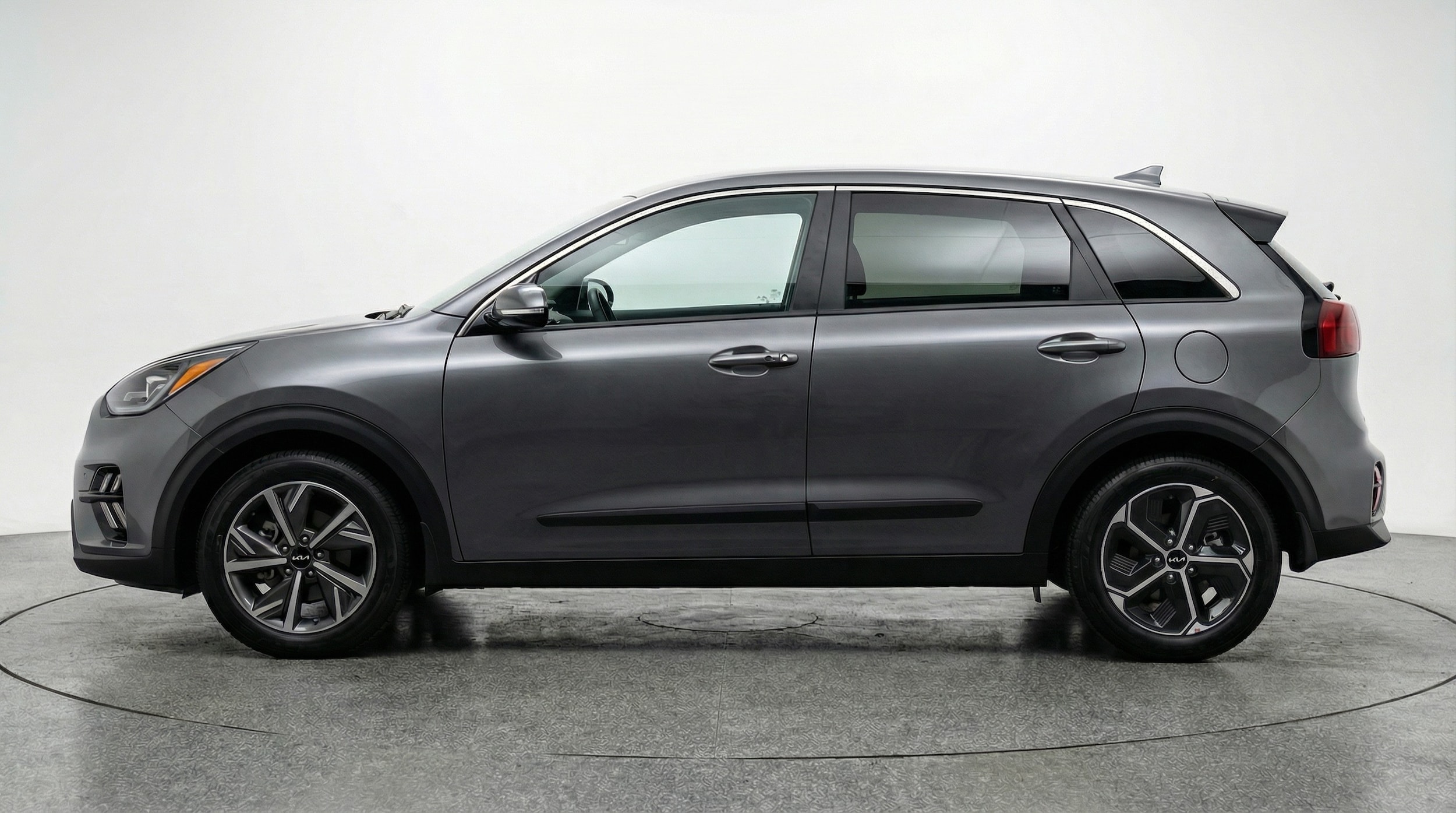 Thumbnail: 2026 Kia Niro - 4
