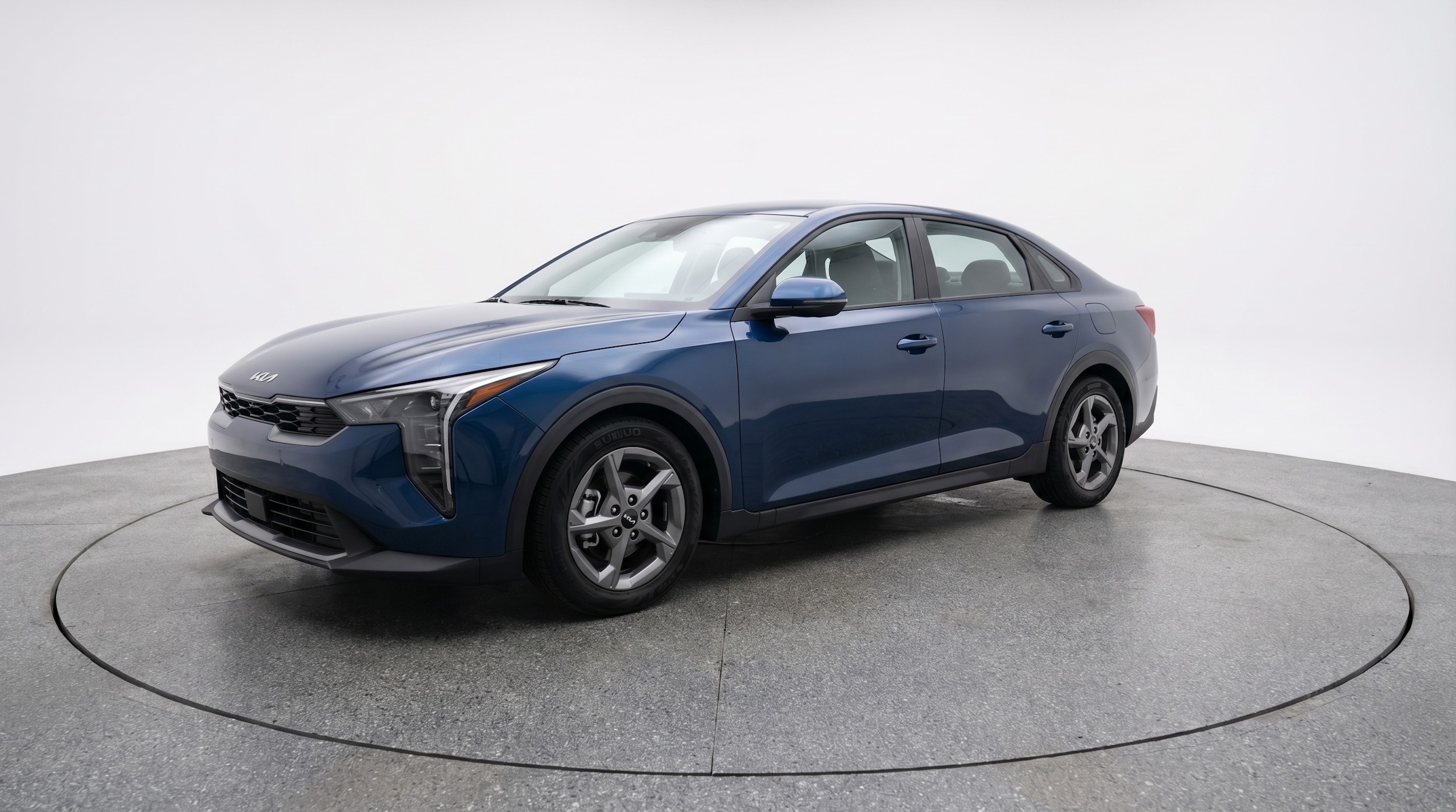 Thumbnail: 2025 Kia K4 - 3