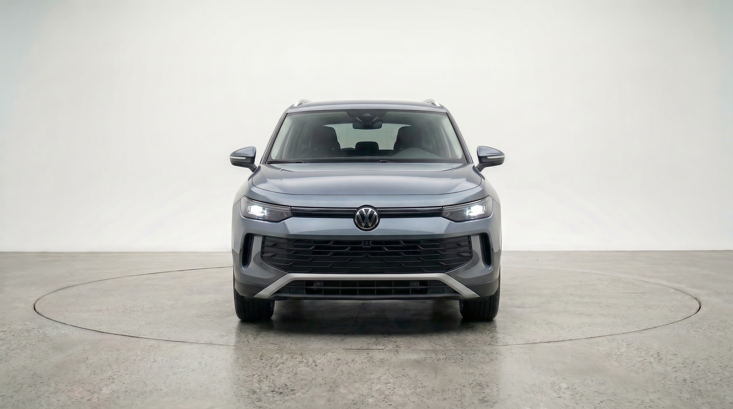 Thumbnail: 2026 Volkswagen Tiguan - 2
