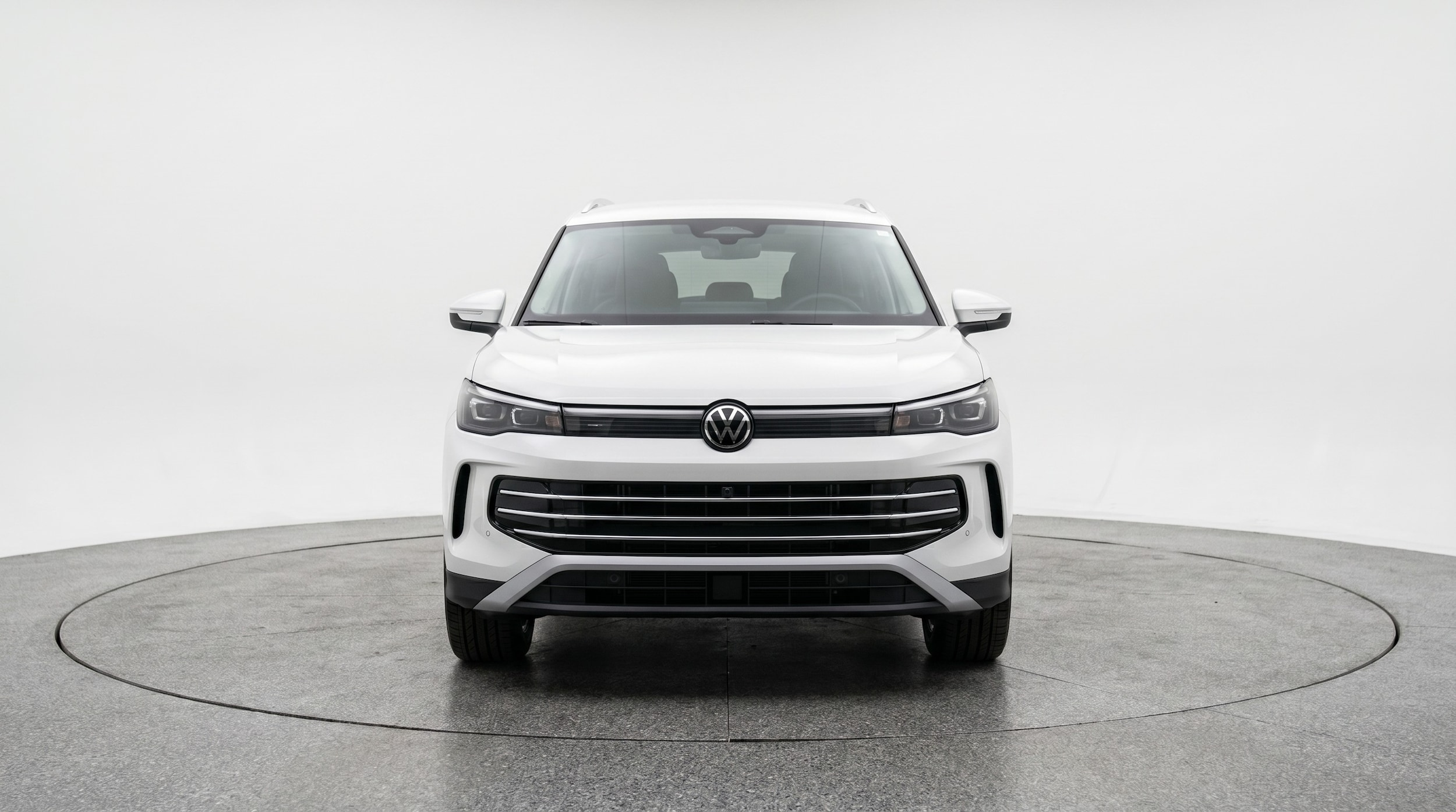 Thumbnail: 2026 Volkswagen Tiguan - 2