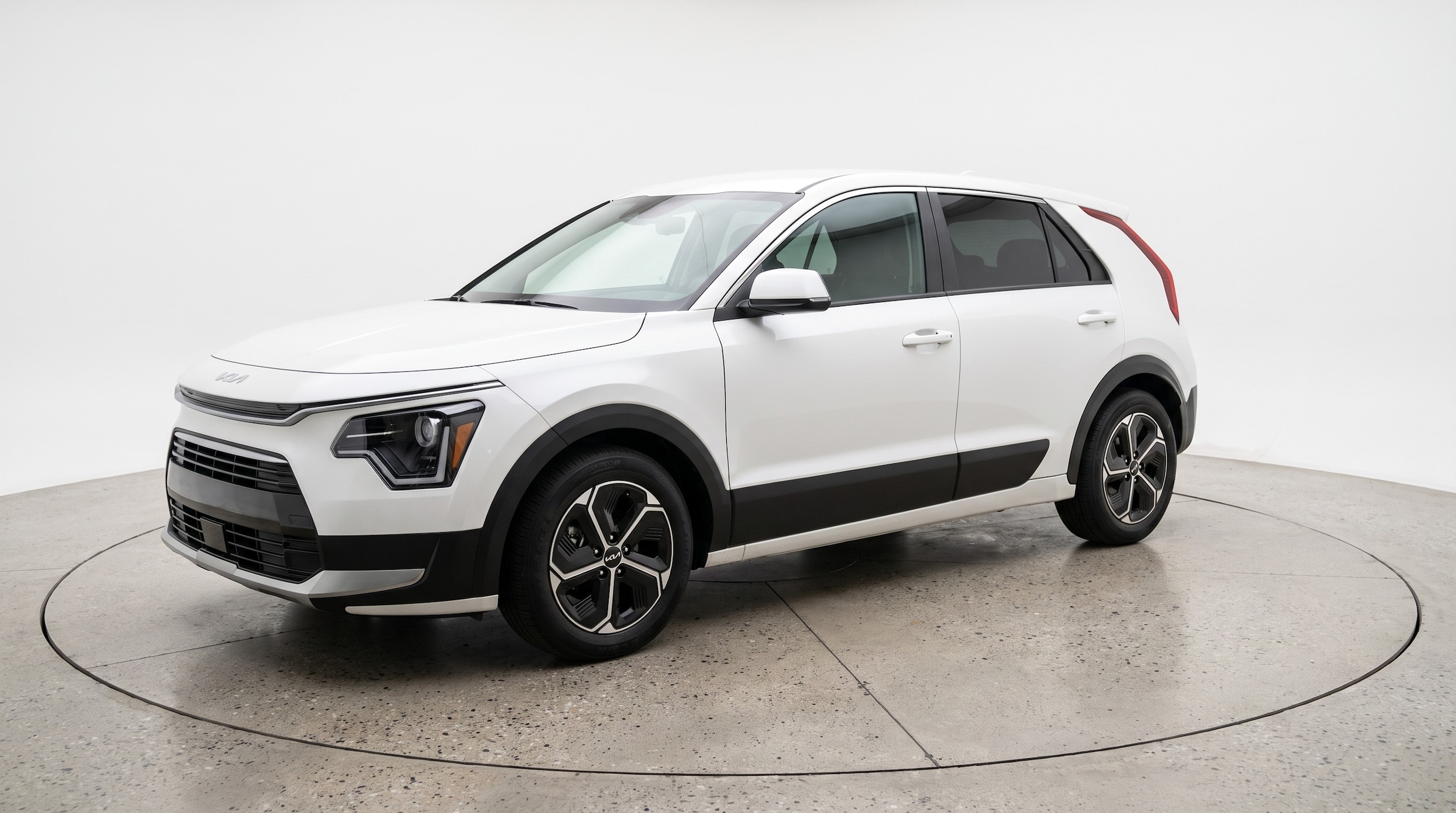 Thumbnail: 2026 Kia Niro - 3