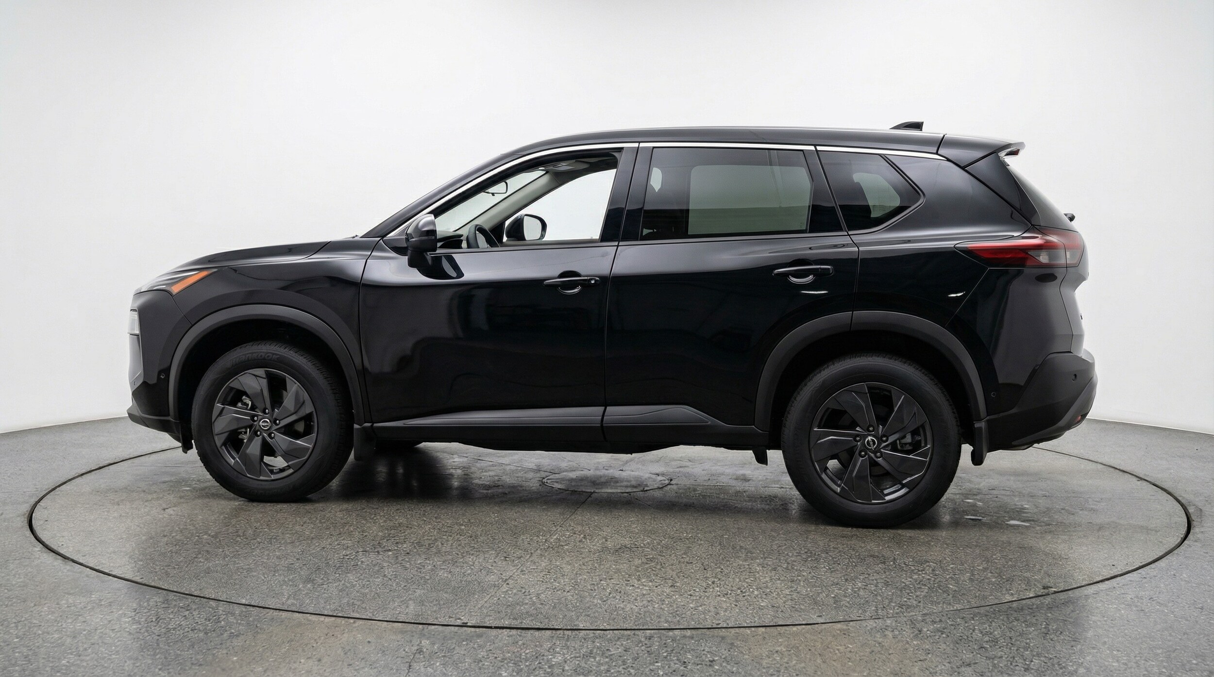 Thumbnail: 2026 Nissan Rogue - 4