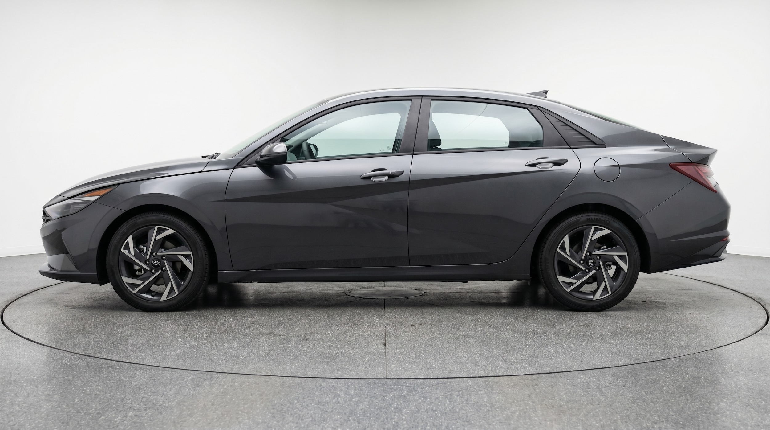 Thumbnail: 2025 Hyundai Elantra - 4
