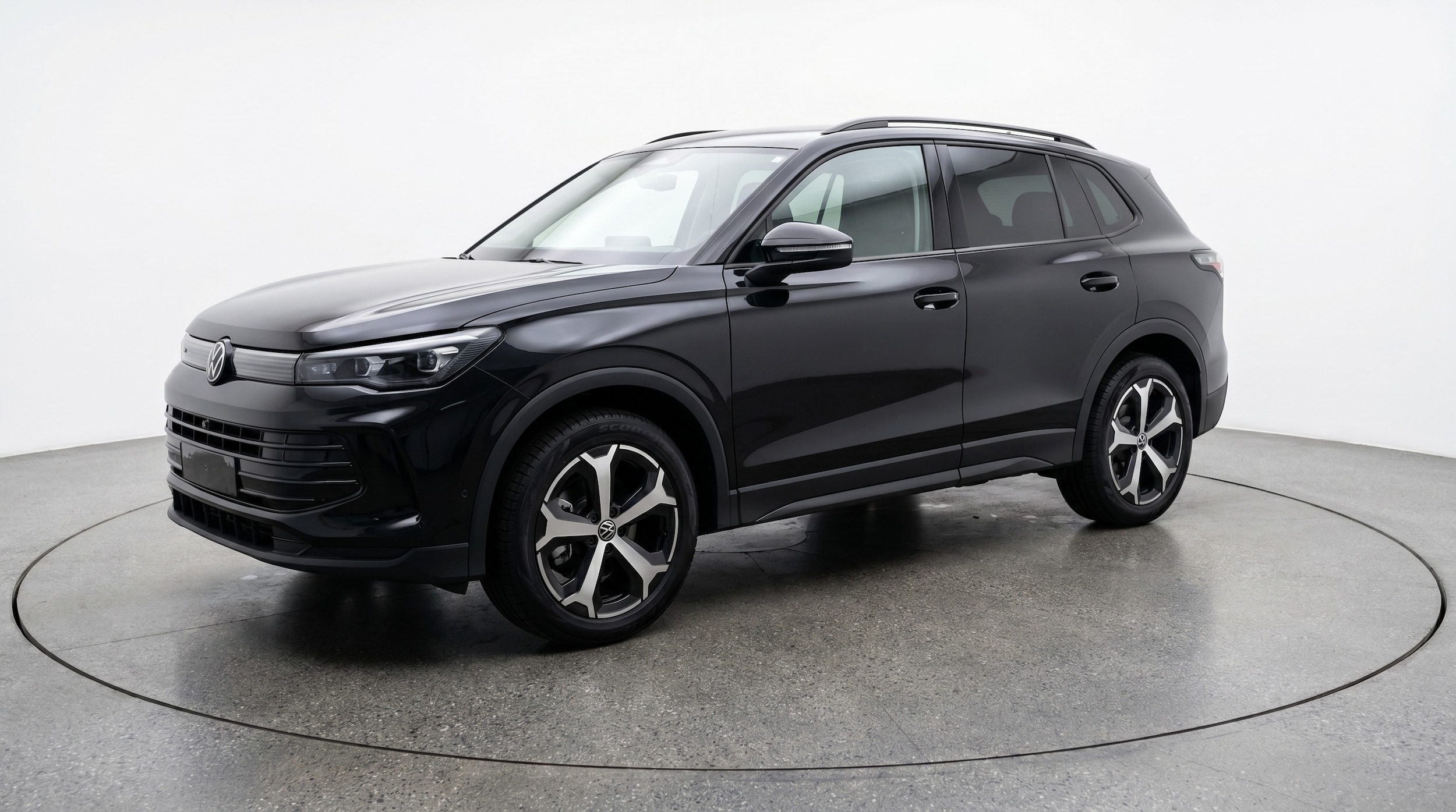 Thumbnail: 2026 Volkswagen Tiguan - 3