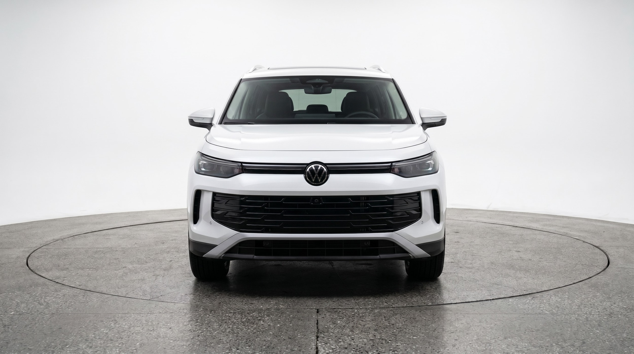 Thumbnail: 2026 Volkswagen Tiguan - 2