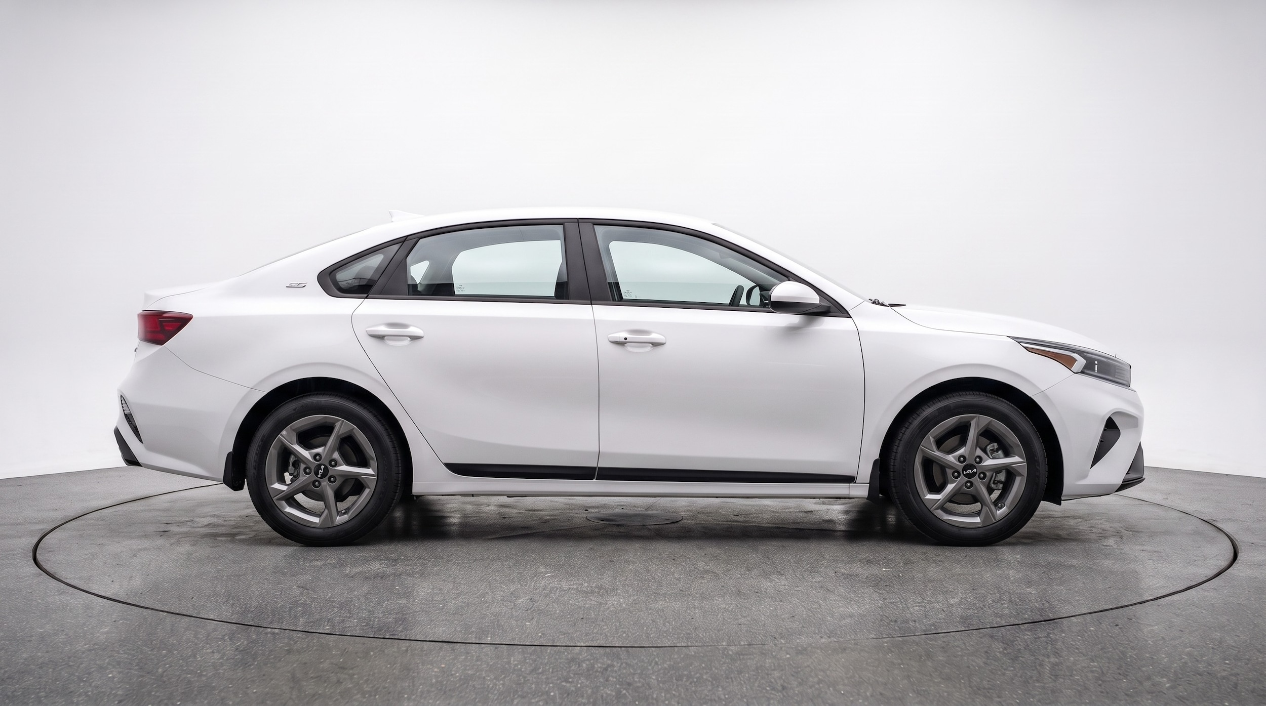 Thumbnail: 2025 Kia K4 - 8