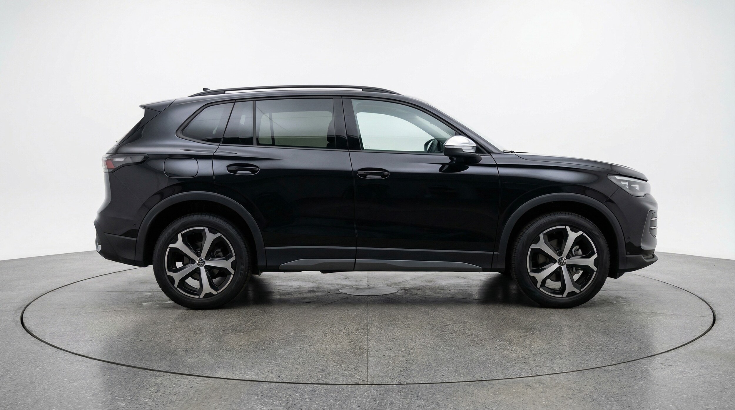 Thumbnail: 2026 Volkswagen Tiguan - 8